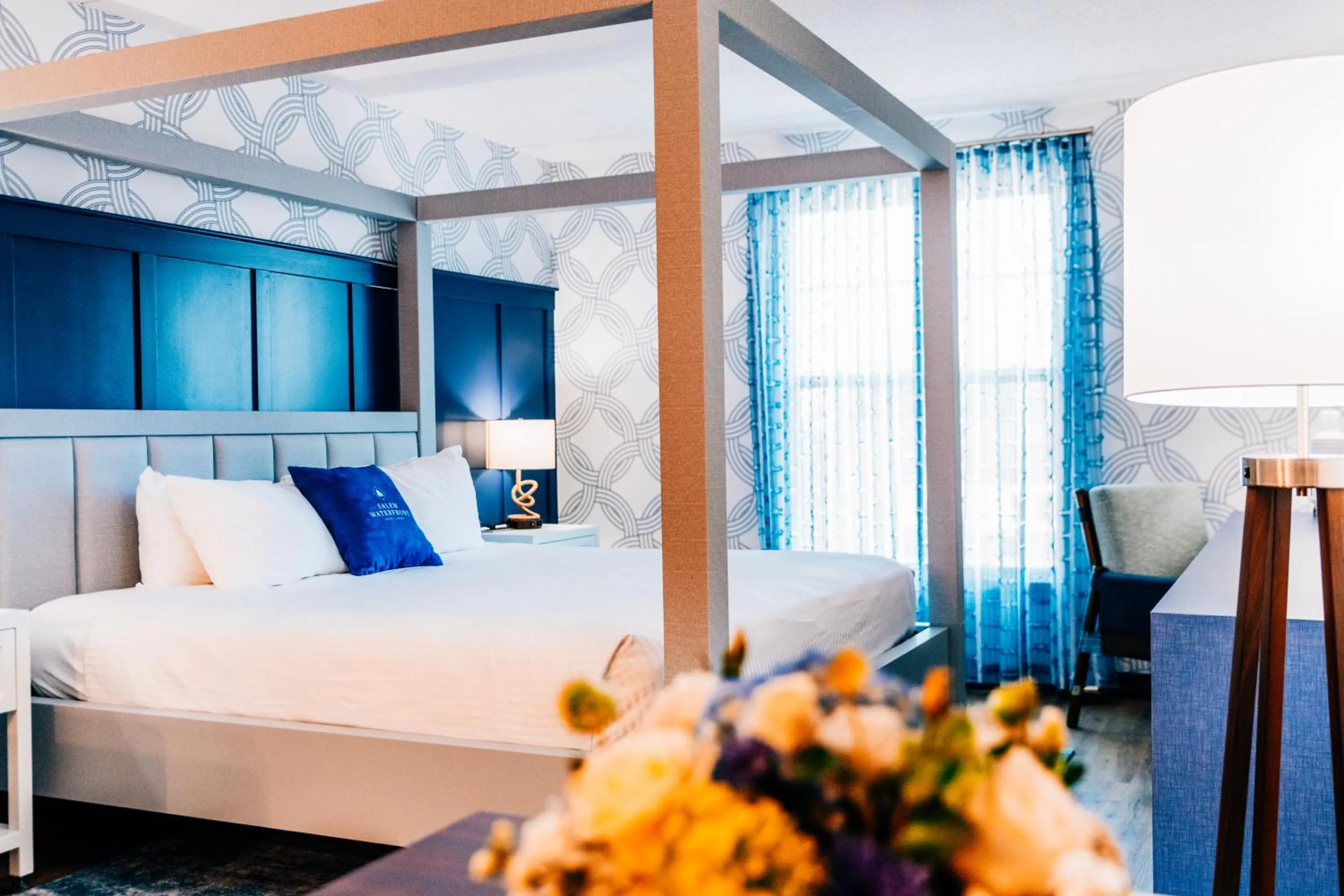 Bedroom, Bed in Salem Waterfront Hotel & Suites