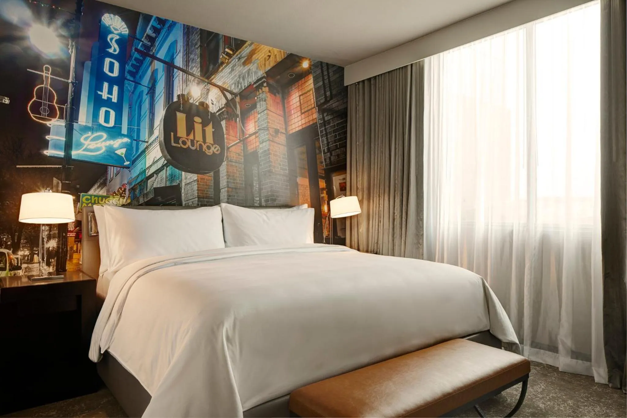 Photo of the whole room, Bed in Archer Hotel Austin