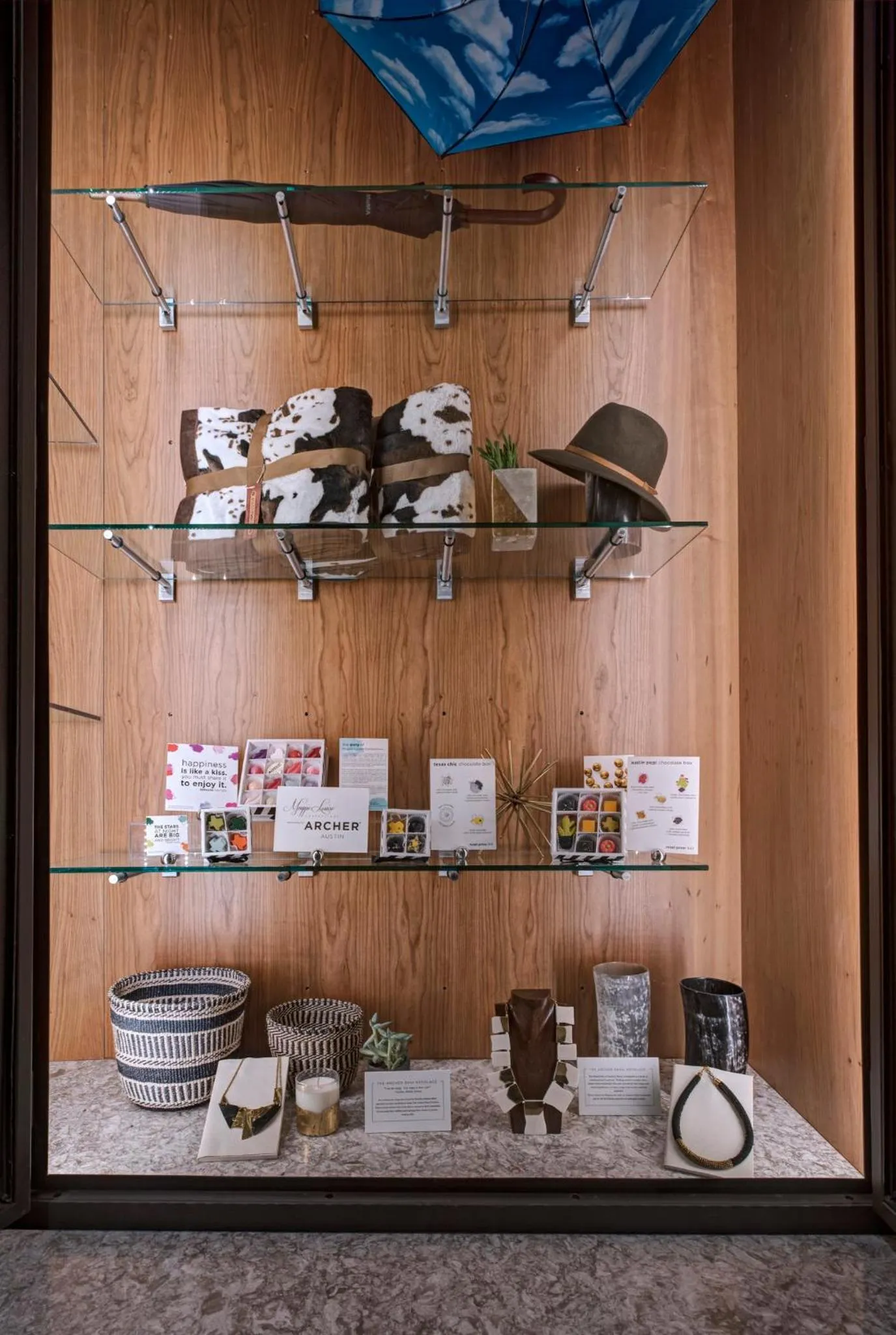 Shopping Area in Archer Hotel Austin