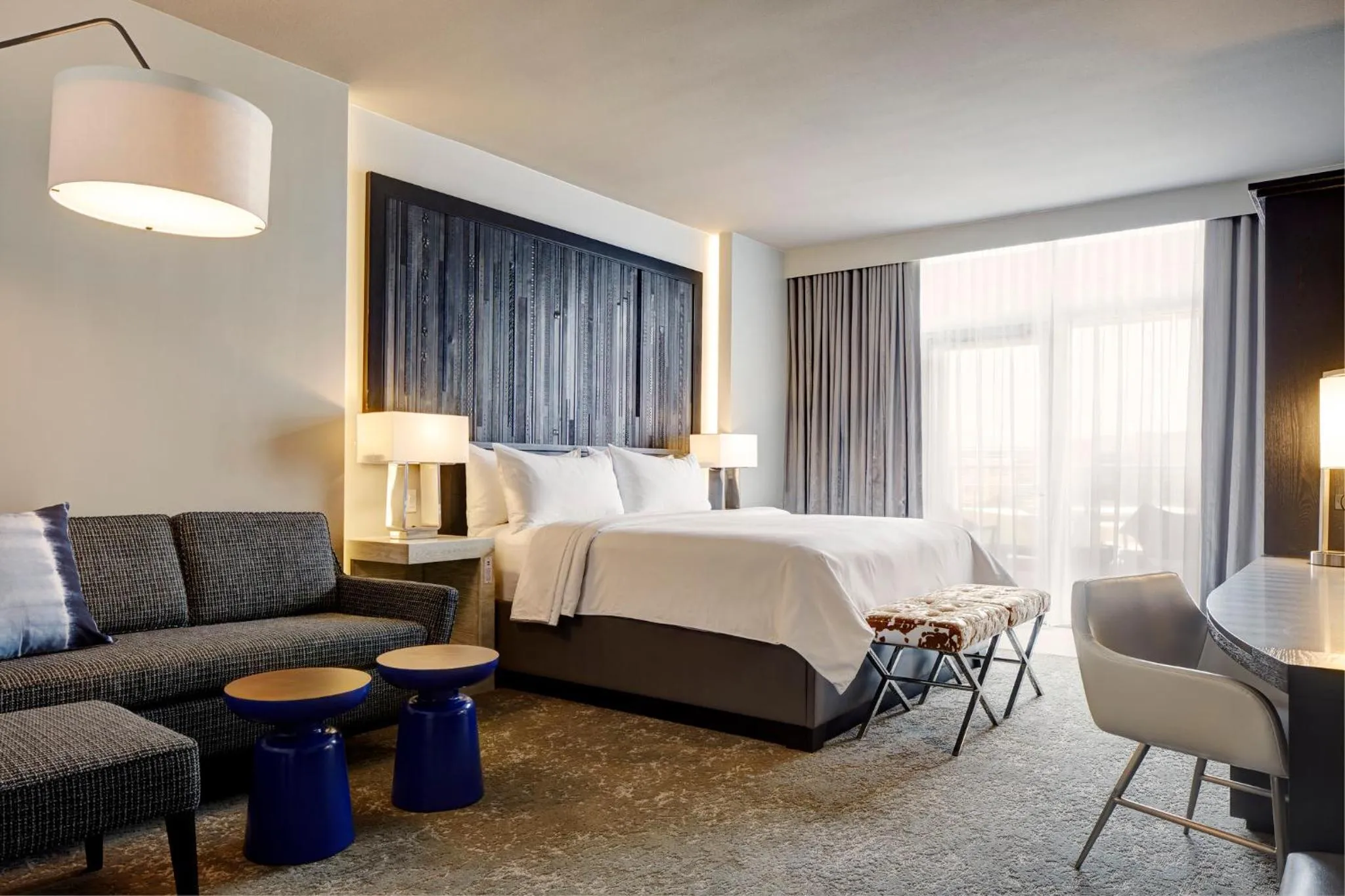 Photo of the whole room, Bed in Archer Hotel Austin