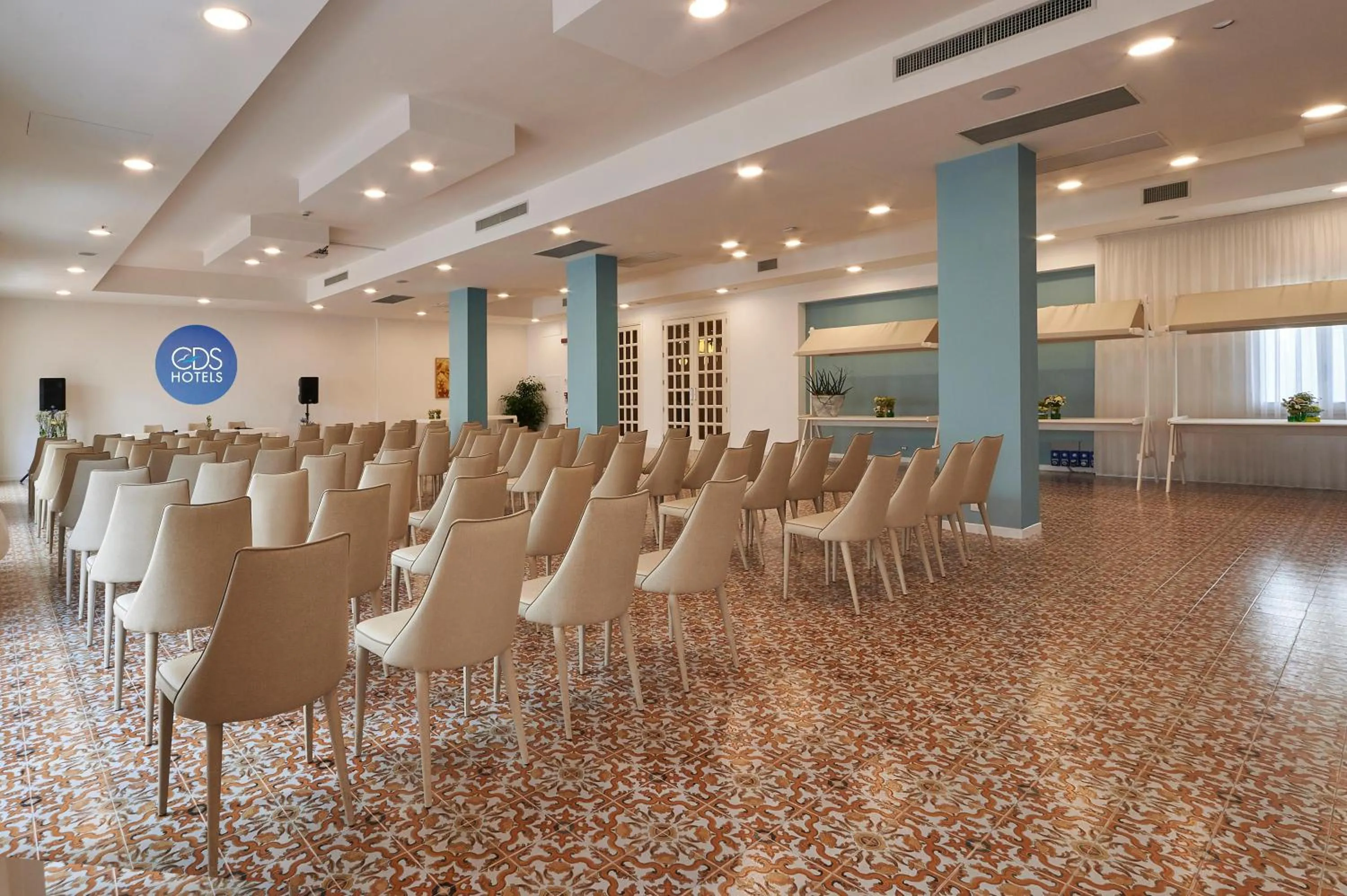 Business facilities in Grand Hotel Riviera - CDSHotels