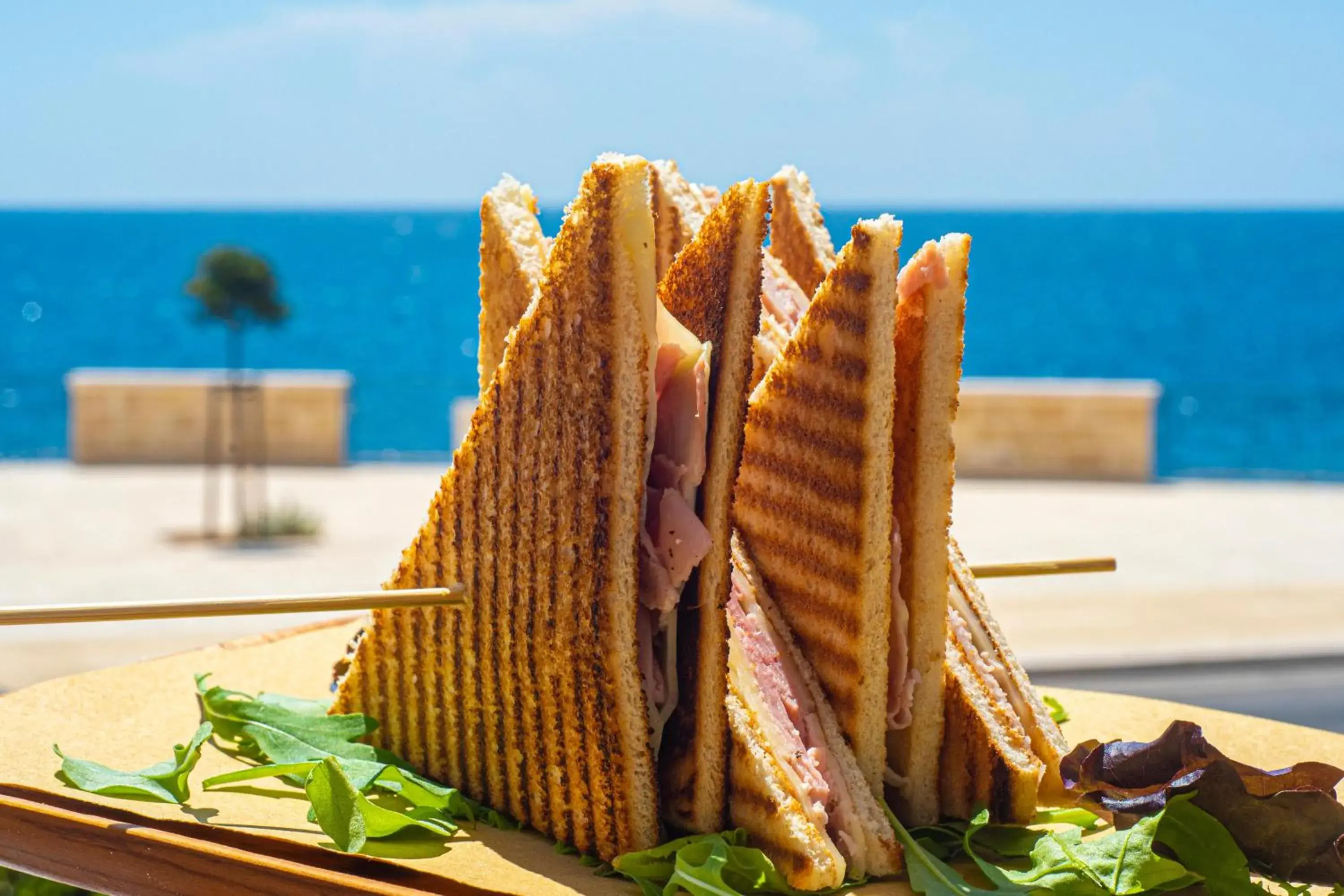 Lounge or bar in Grand Hotel Riviera - CDSHotels Lounge or bar in Grand Hotel Riviera - CDSHotels