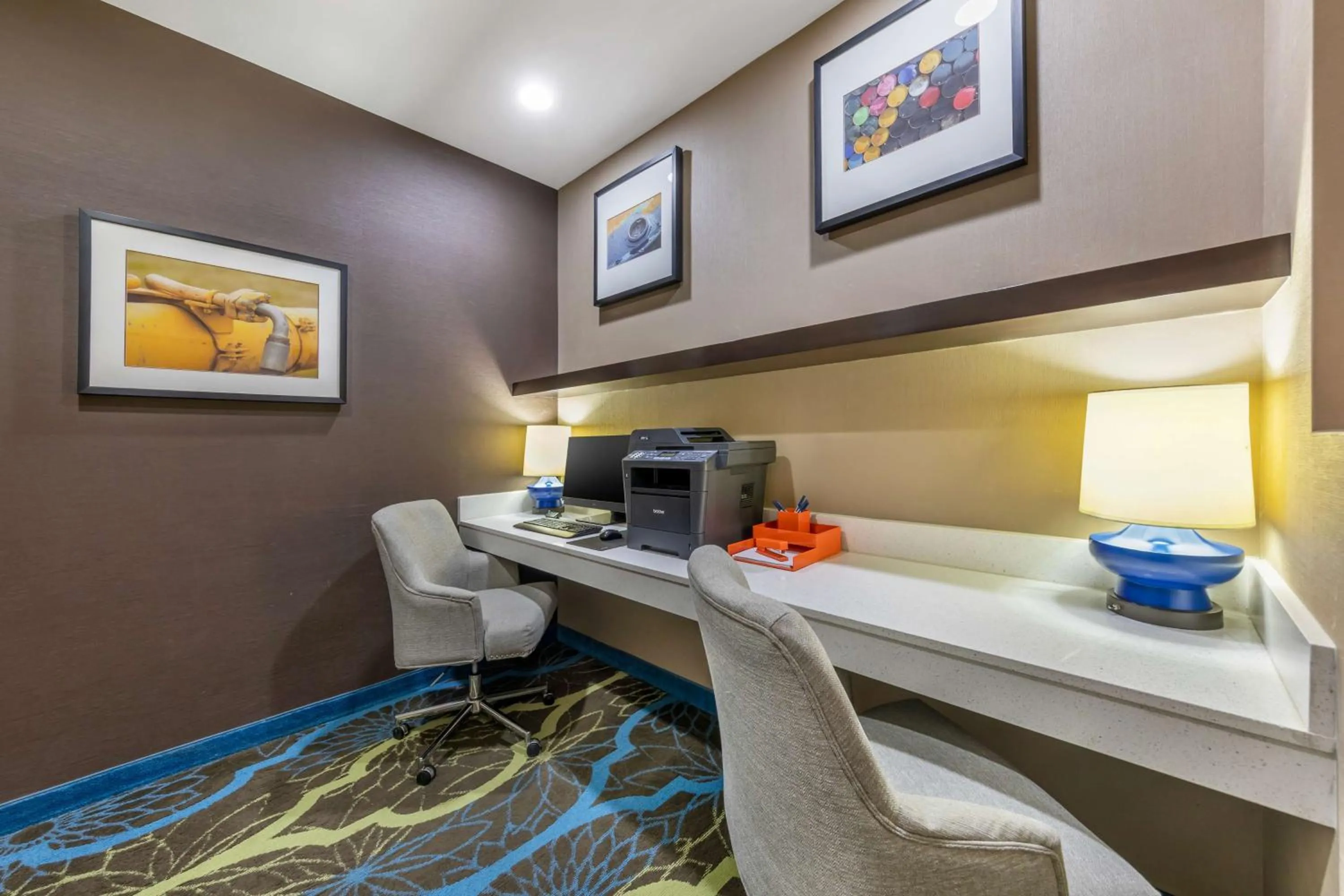 Business facilities in Best Western Plus Taft Inn