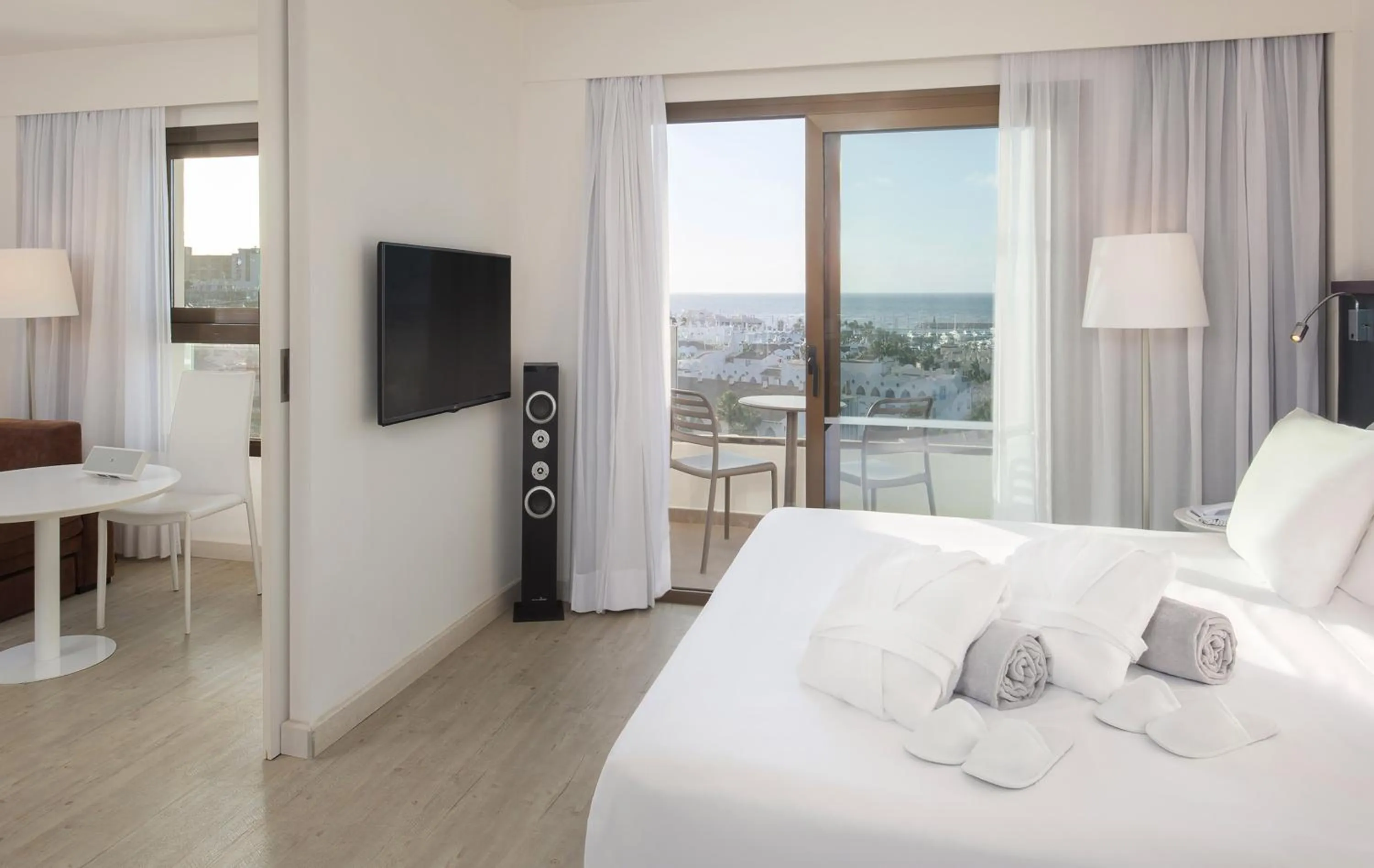 Bed in Hotel Ocean House Costa del Sol, Affiliated by Meliá