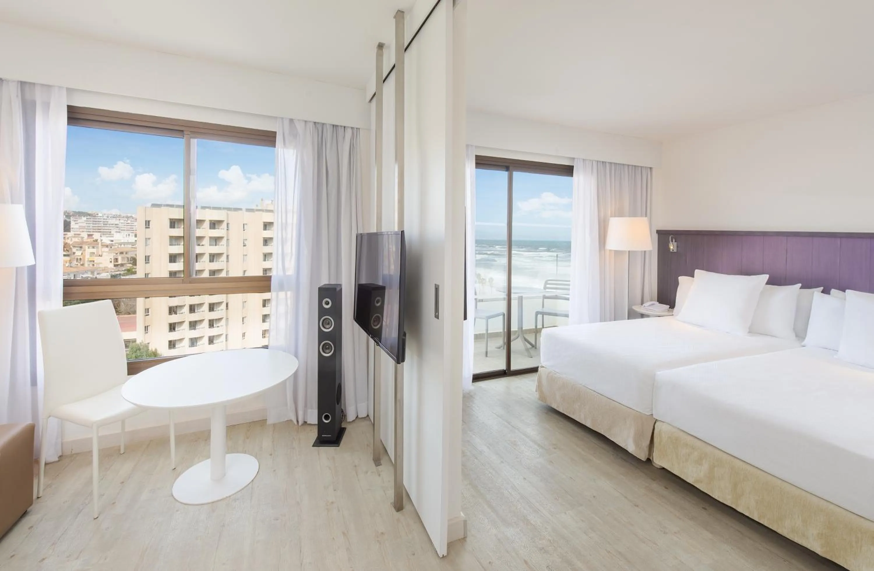 Bed in Hotel Ocean House Costa del Sol, Affiliated by Meliá