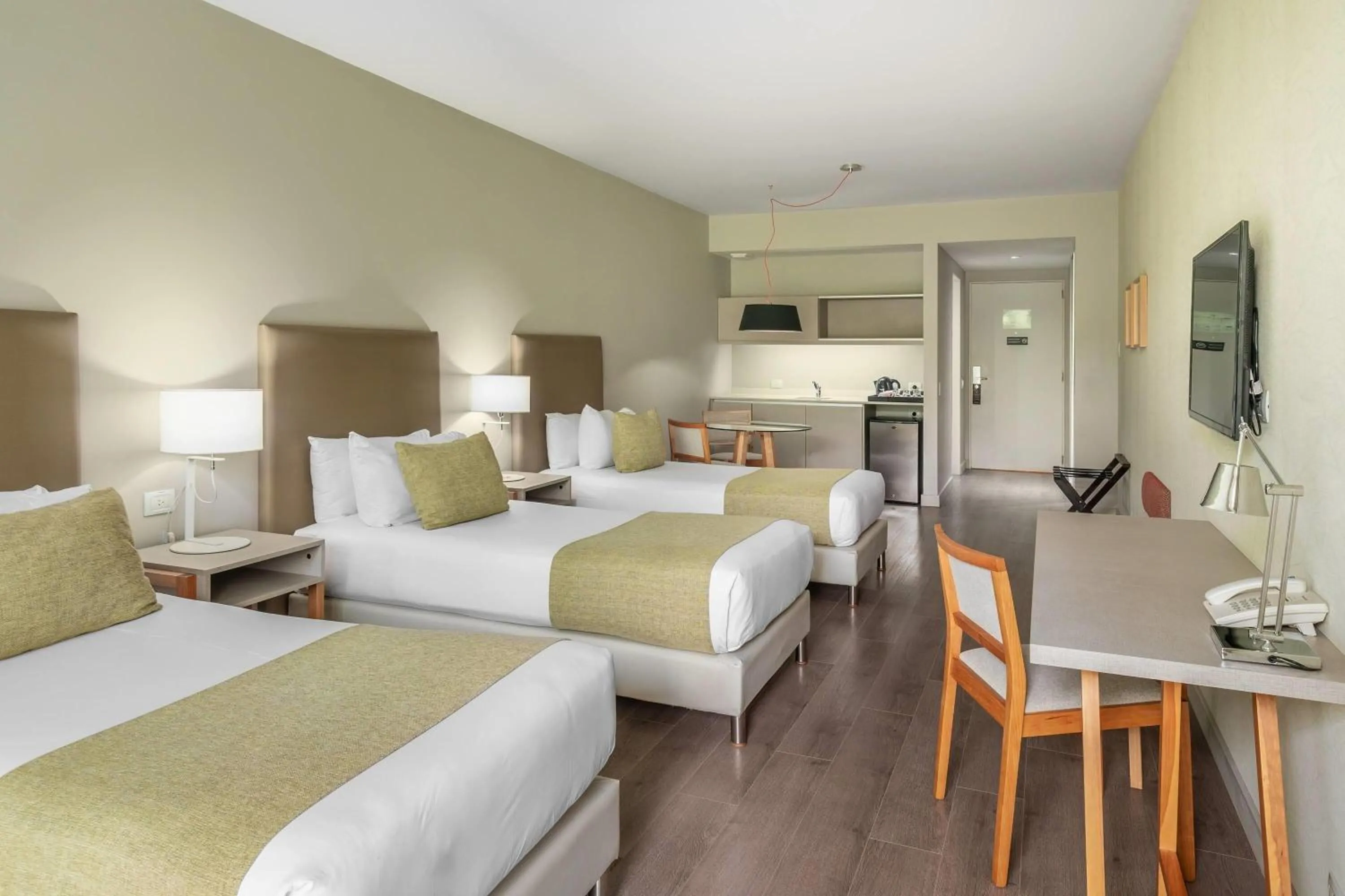 Photo of the whole room, Bed in Dazzler by Wyndham Polo