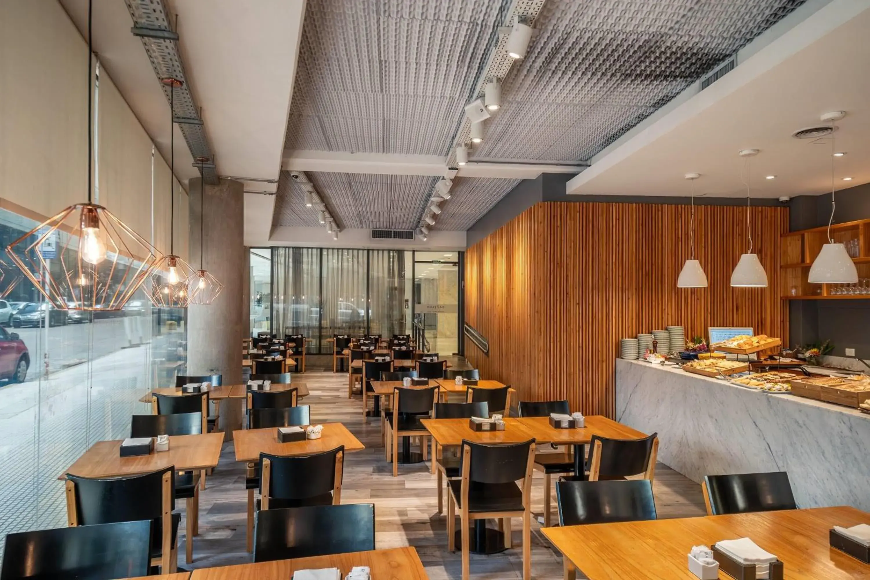 Restaurant/places to eat in Dazzler by Wyndham Polo Restaurant/places to eat in Dazzler by Wyndham Polo