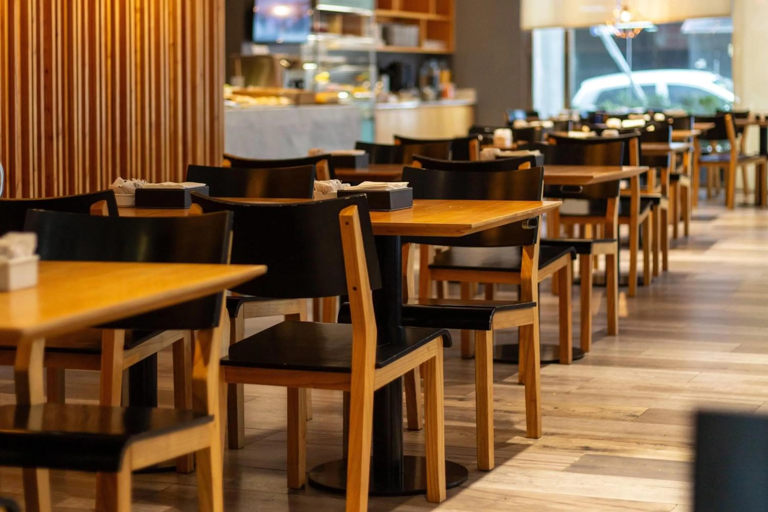 Restaurant/places to eat in Dazzler by Wyndham Polo