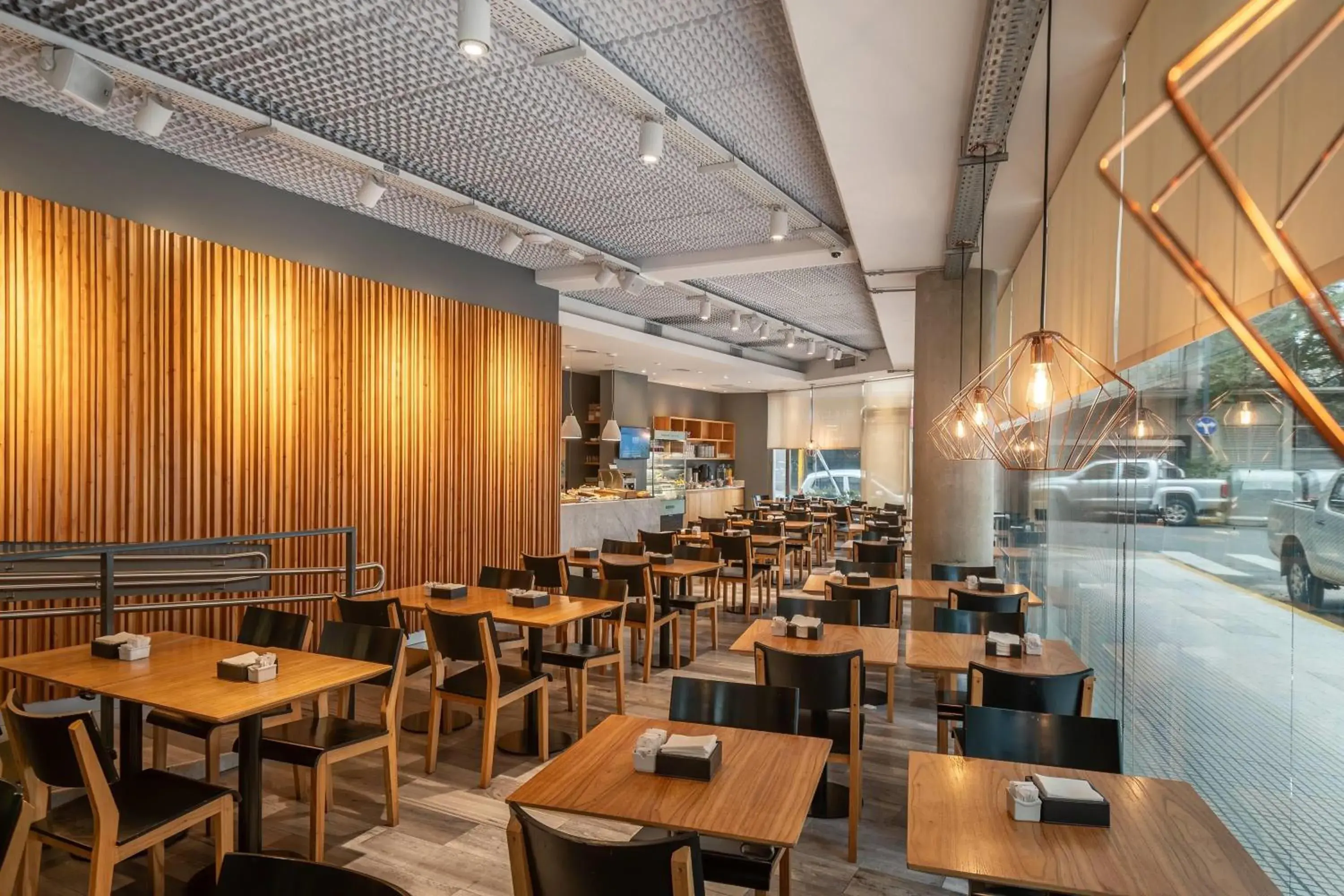 Restaurant/places to eat in Dazzler by Wyndham Polo Restaurant/places to eat in Dazzler by Wyndham Polo