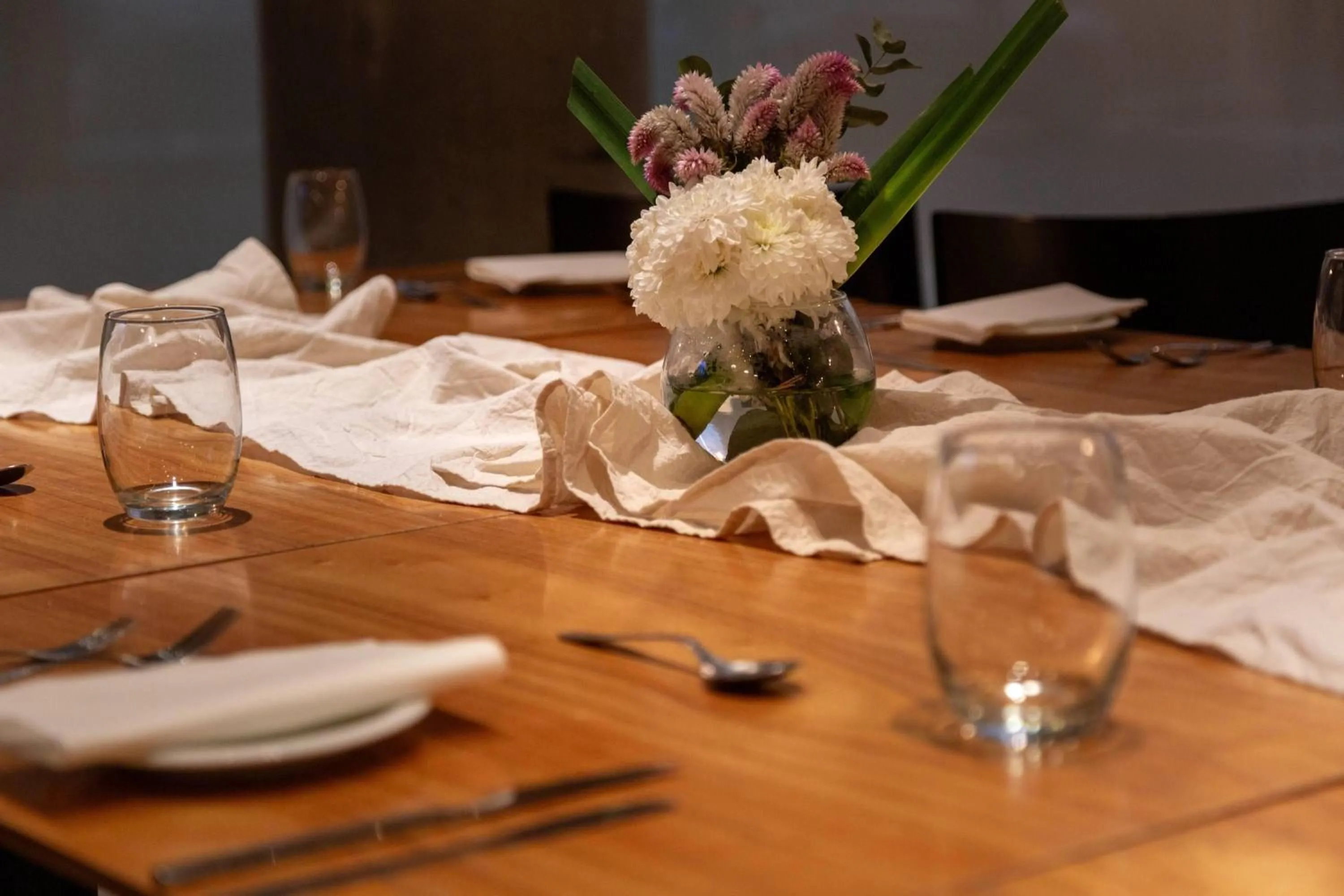 Restaurant/places to eat in Dazzler by Wyndham Polo