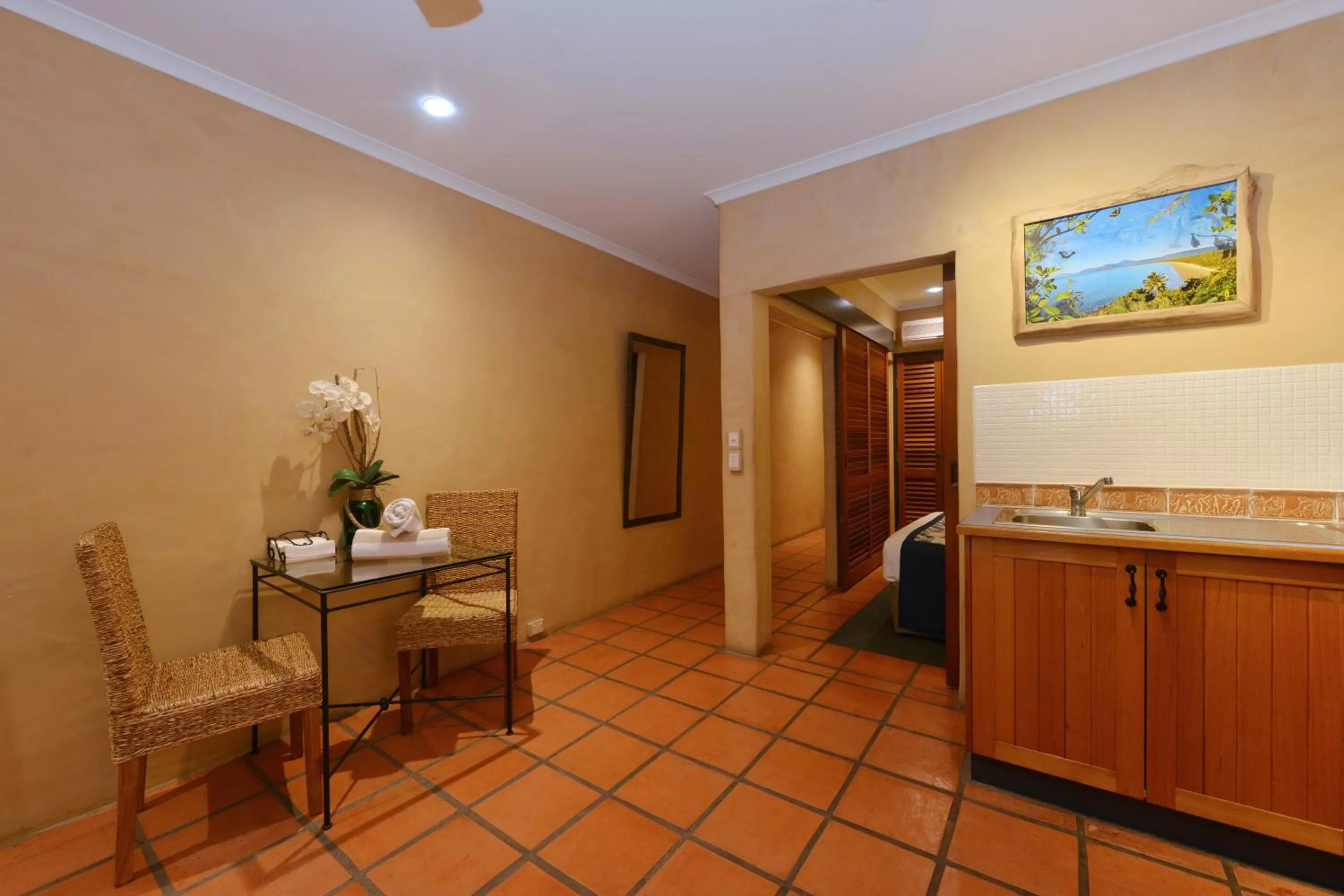 Dining area in Seascape Apartments at Villa San Michele
