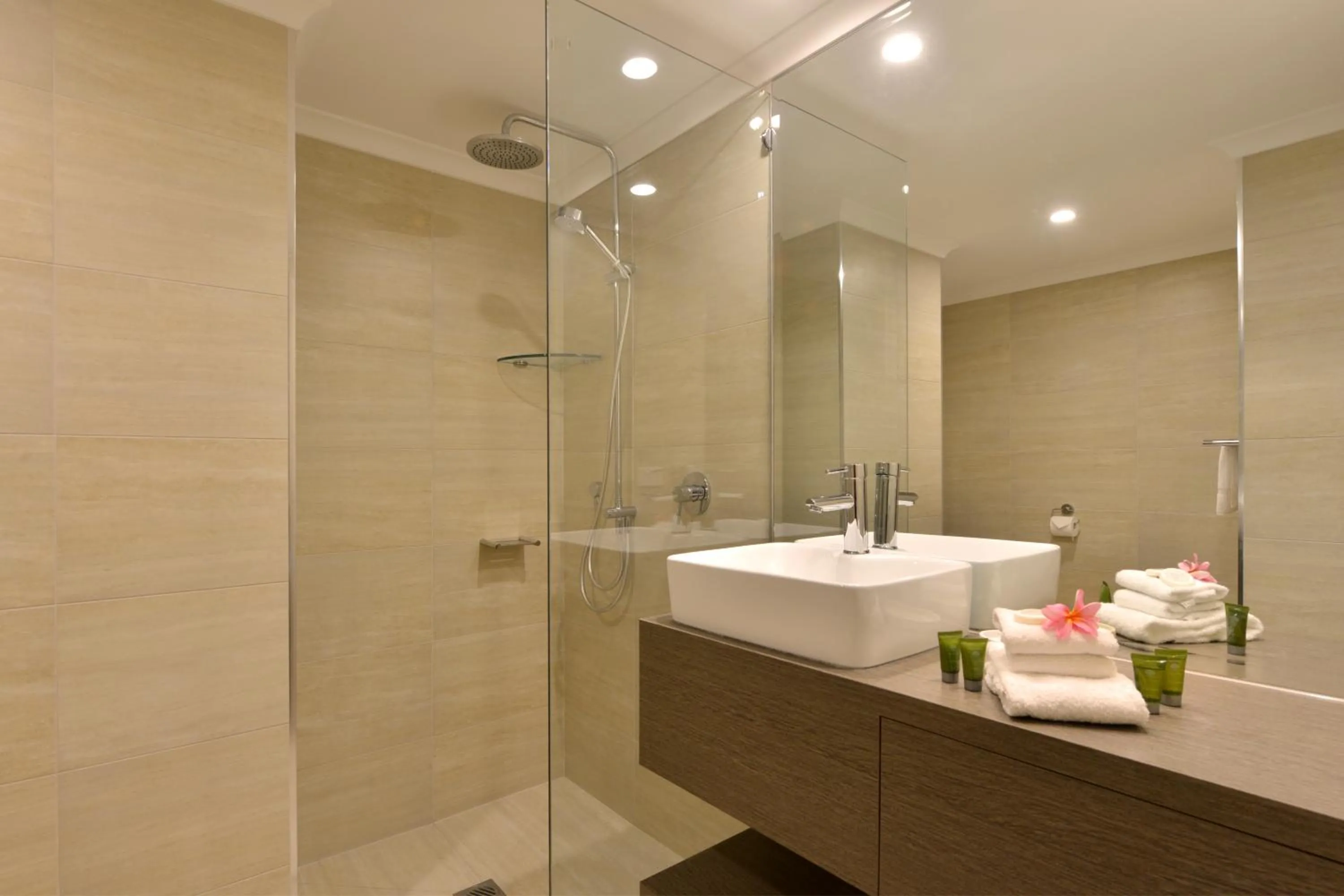 Shower in Seascape Apartments at Villa San Michele