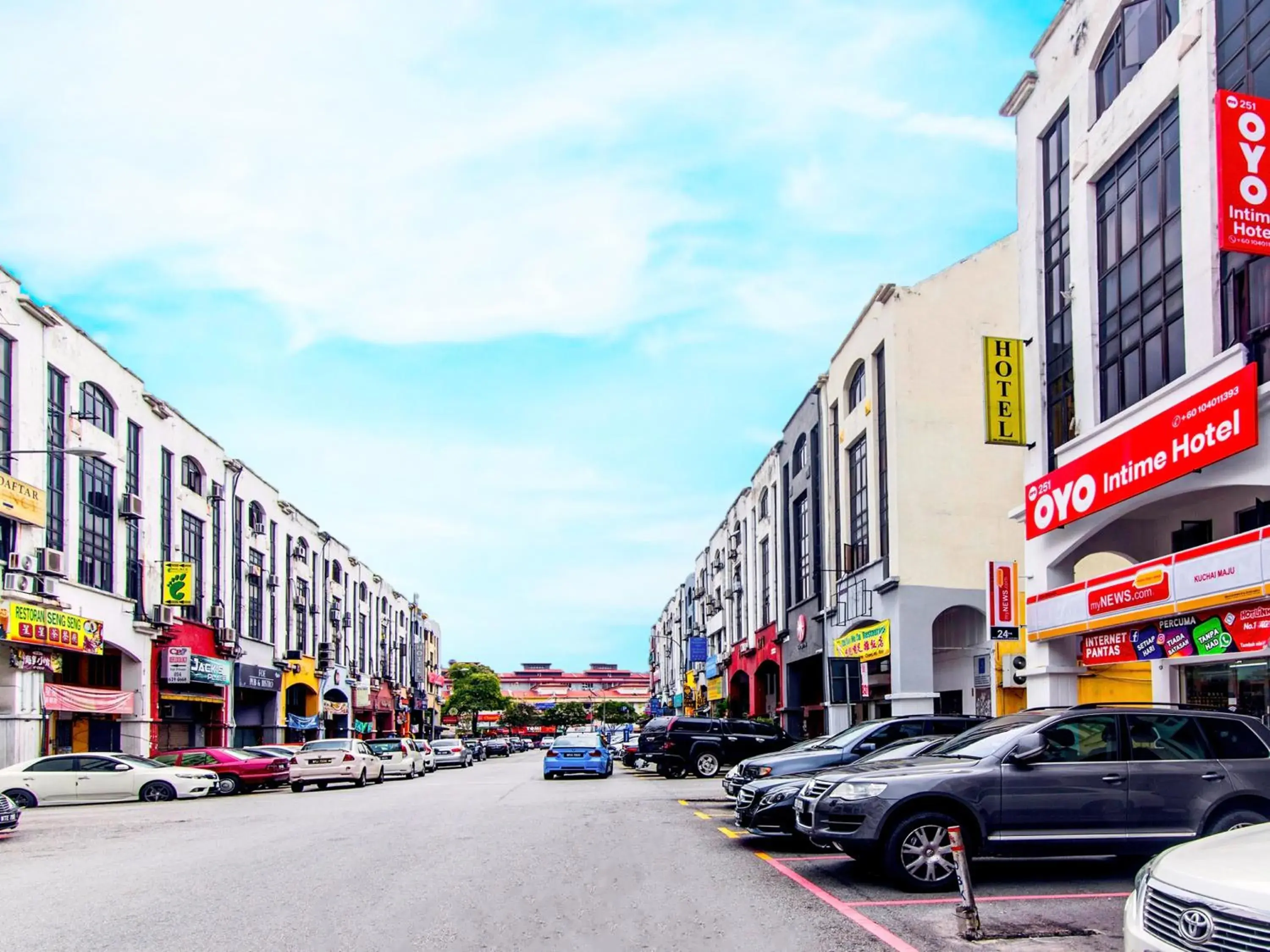 Facade/entrance in Intime Hotel Kuchai Lama Kuala Lumpur Facade/entrance in Intime Hotel Kuchai Lama Kuala Lumpur
