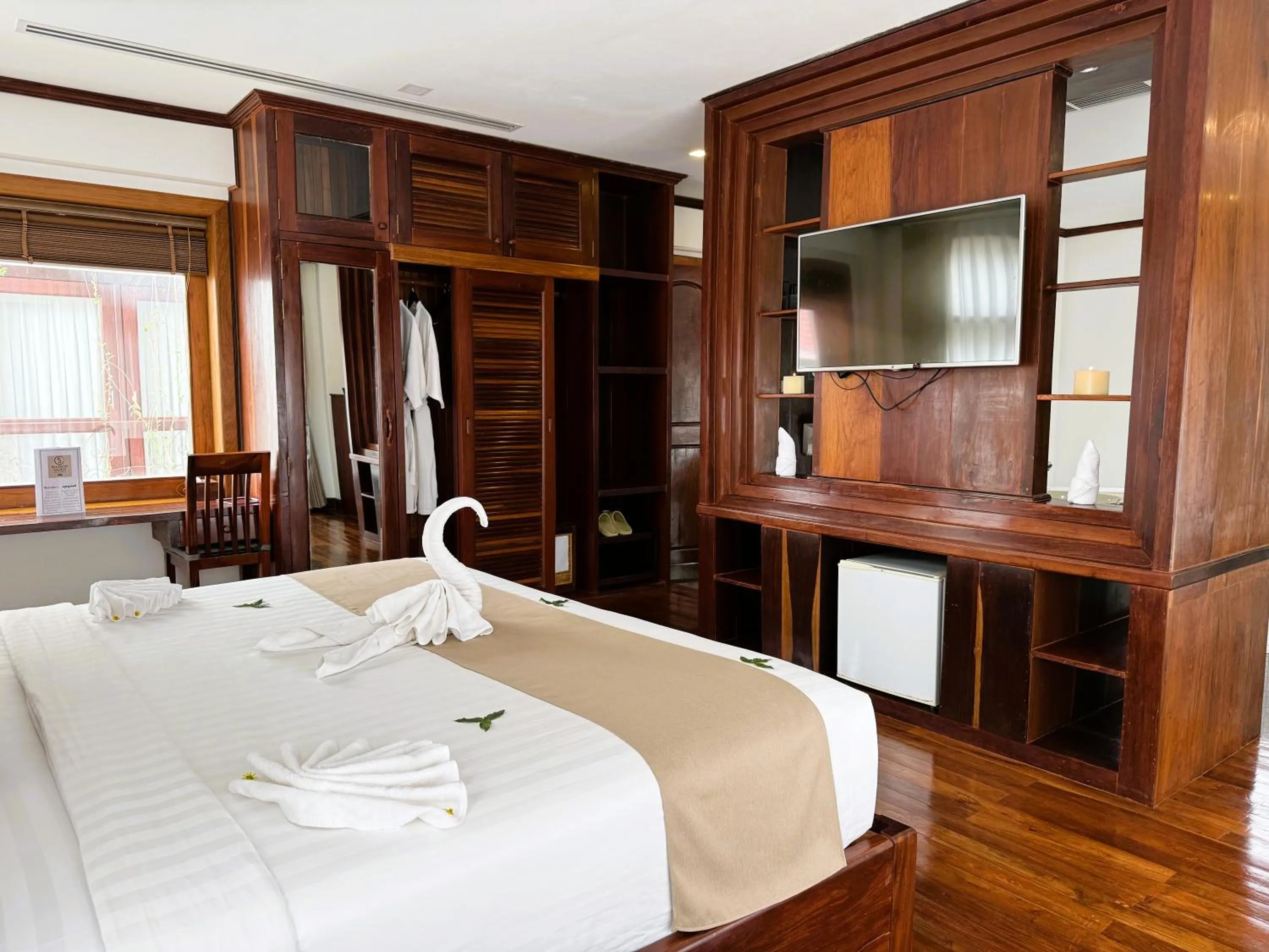 TV and multimedia, Bed in Maison Saiko Angkor Boutique
