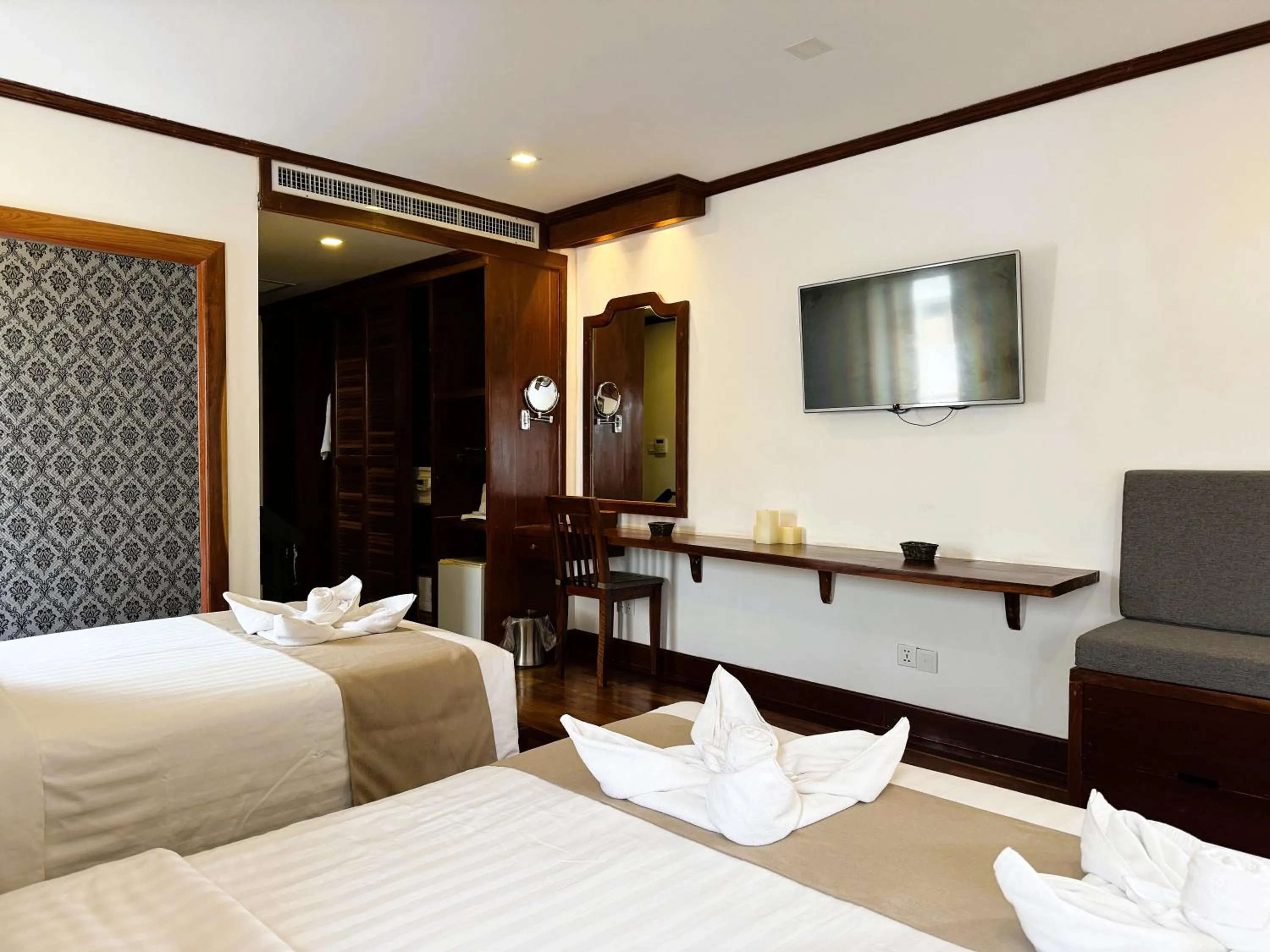 Bed in Maison Saiko Angkor Boutique