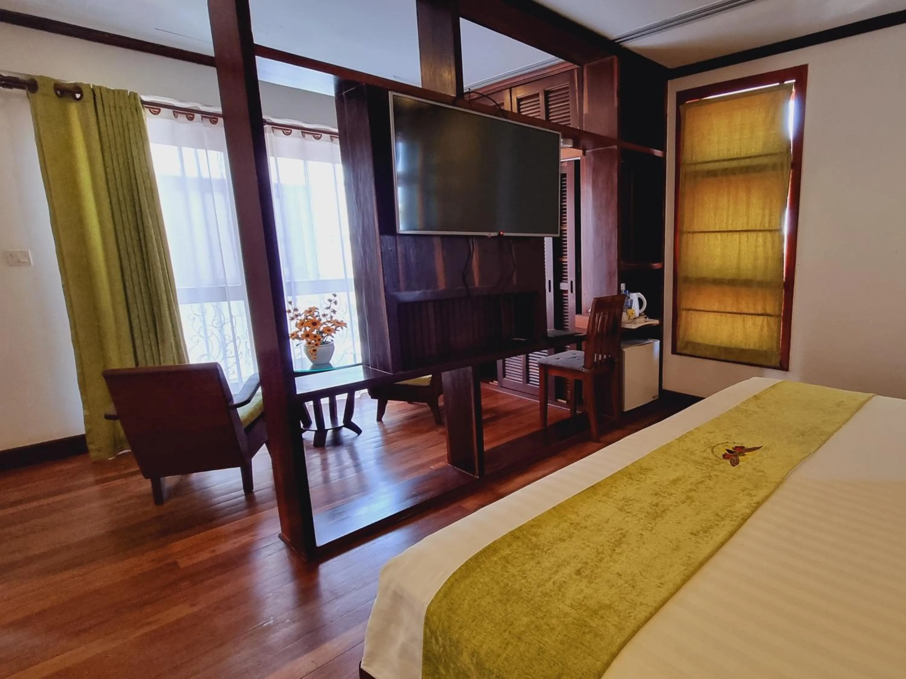 View (from property/room), Bed in Víd Angkor Boutique
