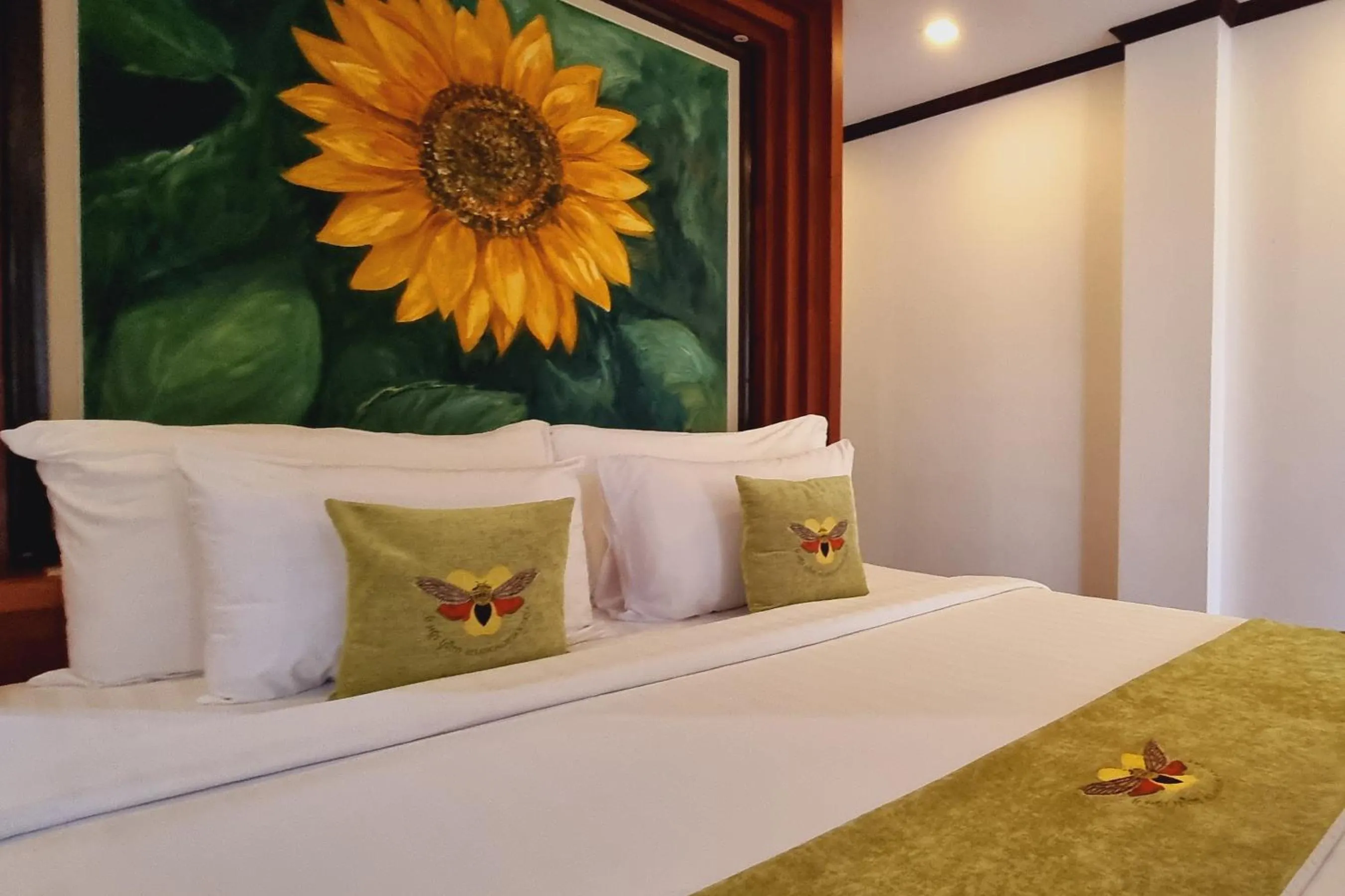 Bed in Víd Angkor Boutique