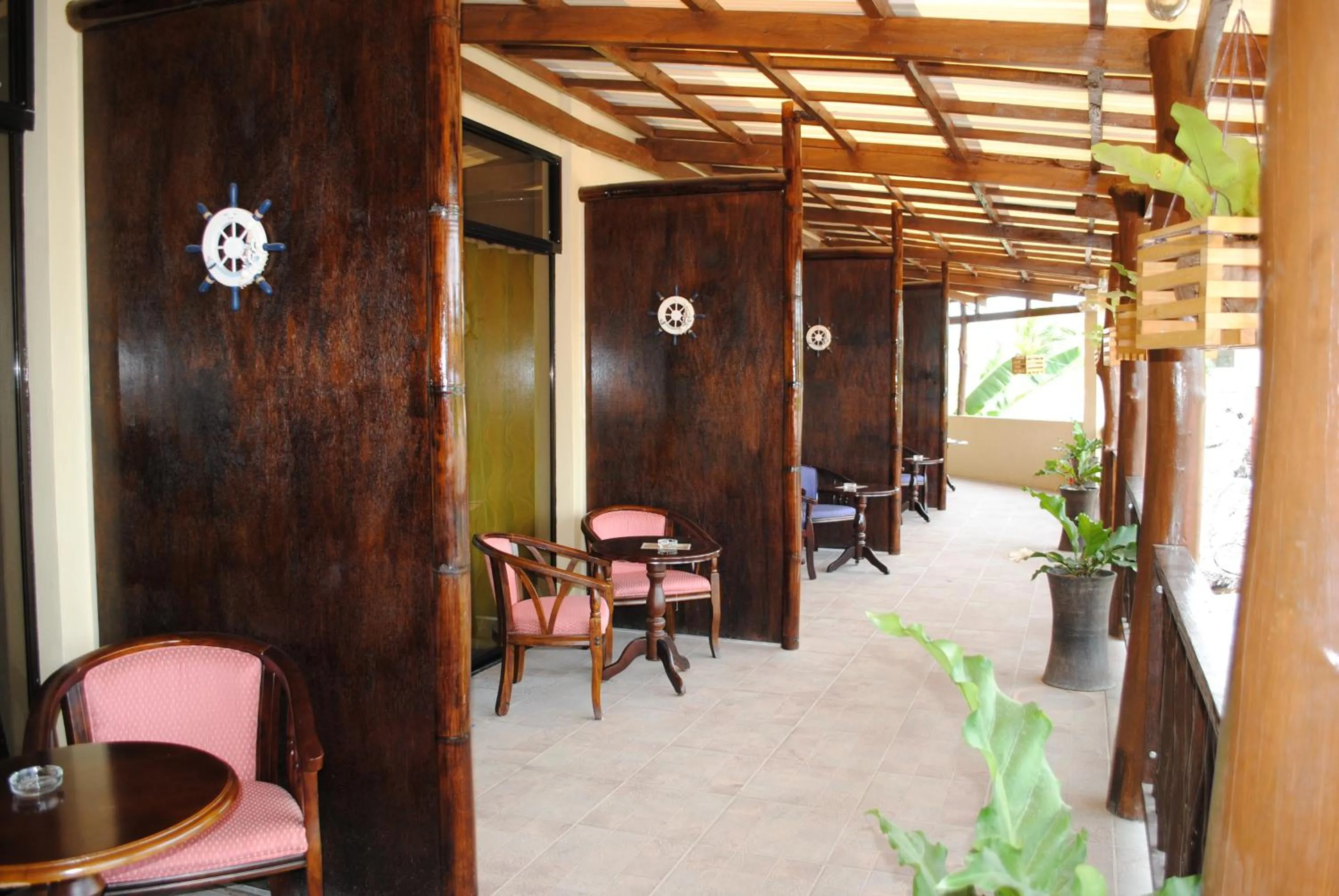 Balcony/Terrace in Captain's Lodge and Bar