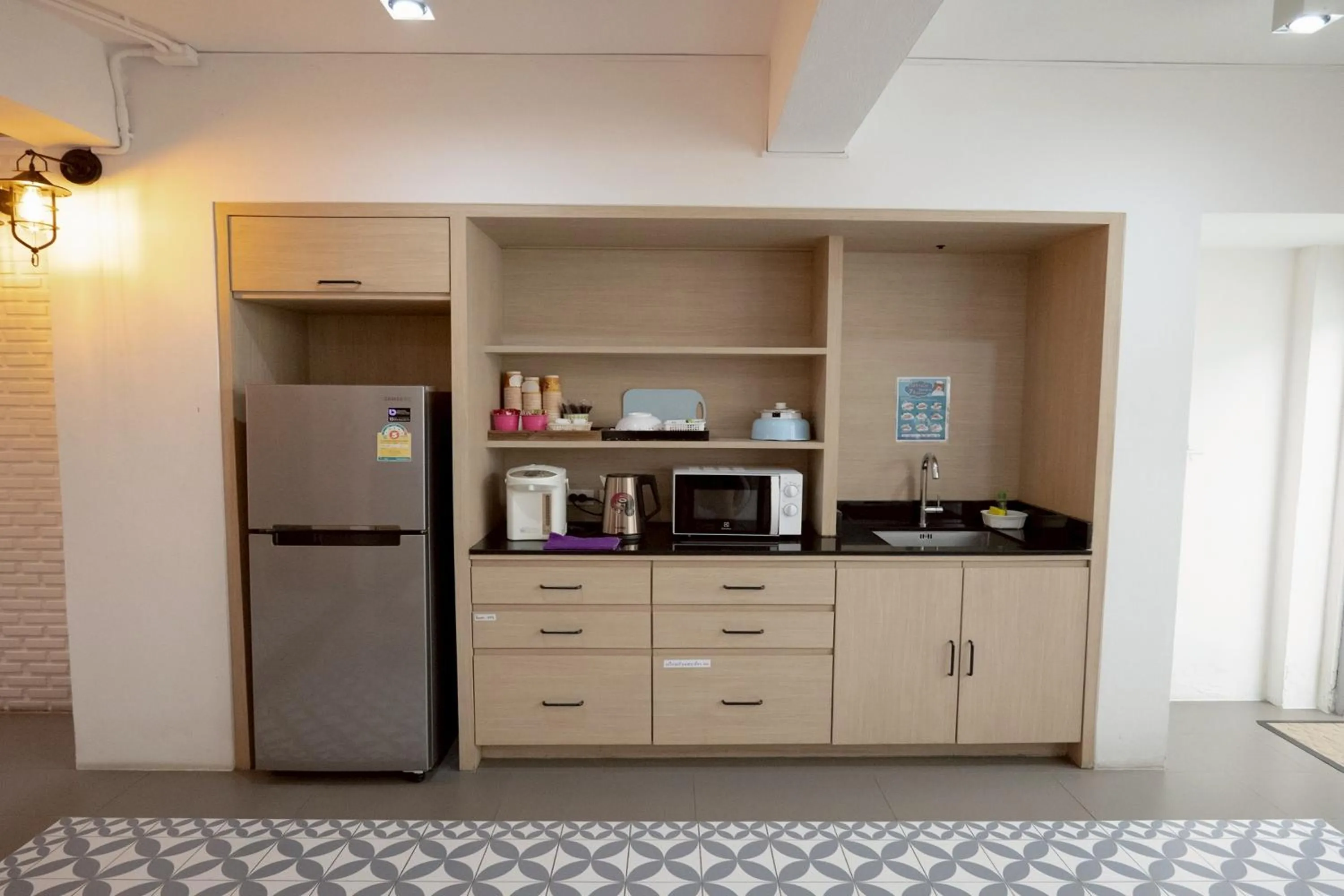 Kitchen or kitchenette in Surachet at 257 Boutique House