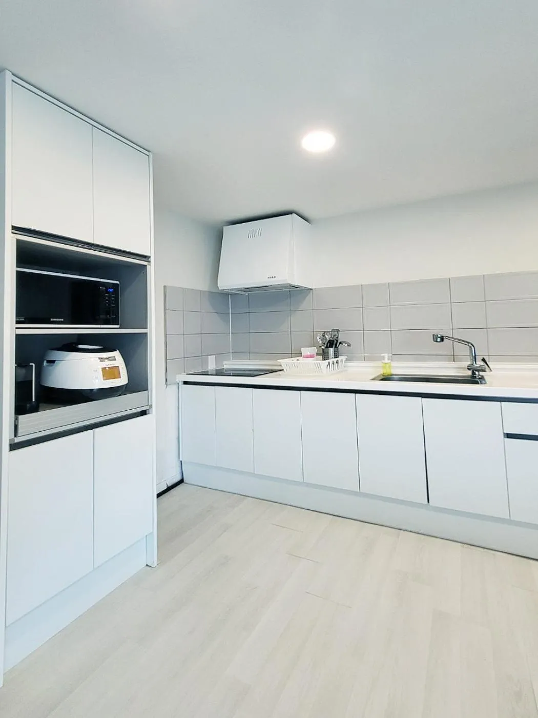 Kitchen or kitchenette in Penatess Pool Villa