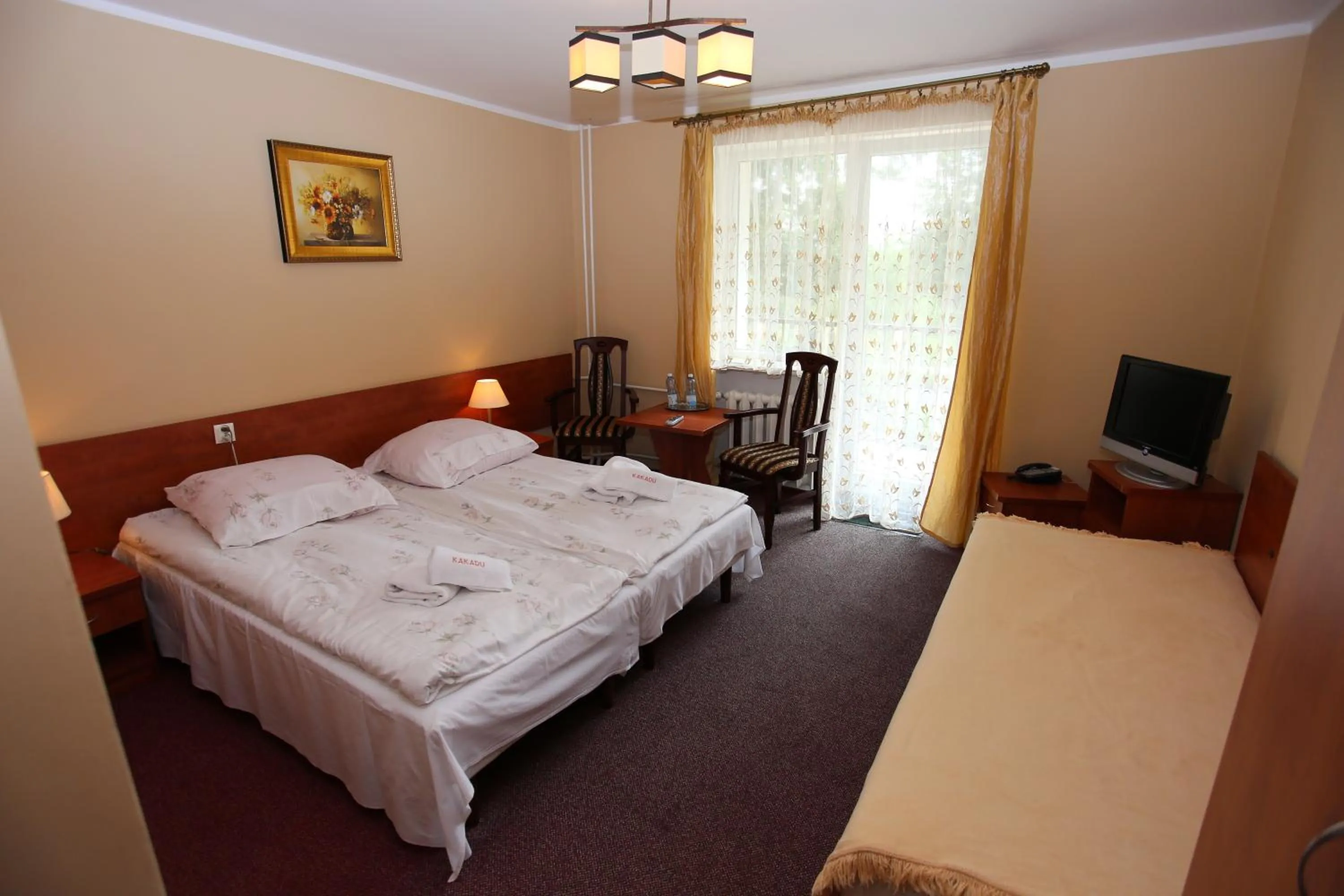 Photo of the whole room, Bed in Hotel Kakadu