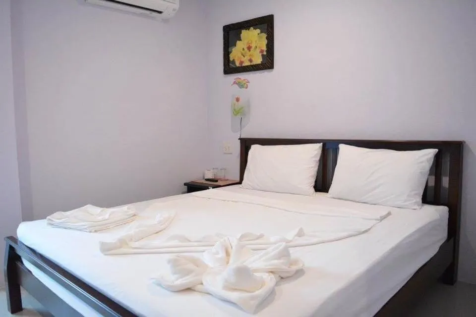 Bed in zzeehouse