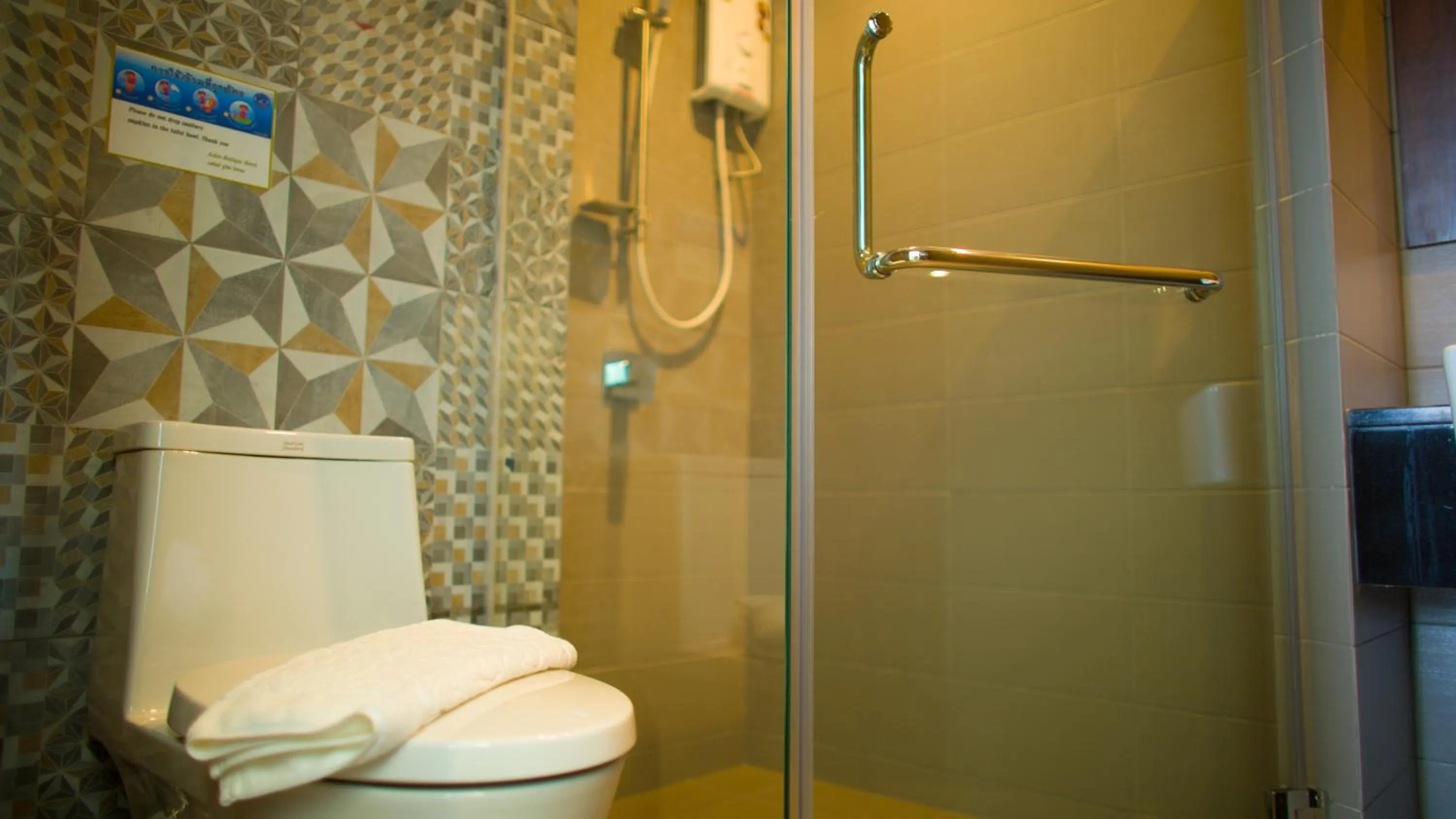 Photo of the whole room in Aziss Boutique Hotel - SHA Plus