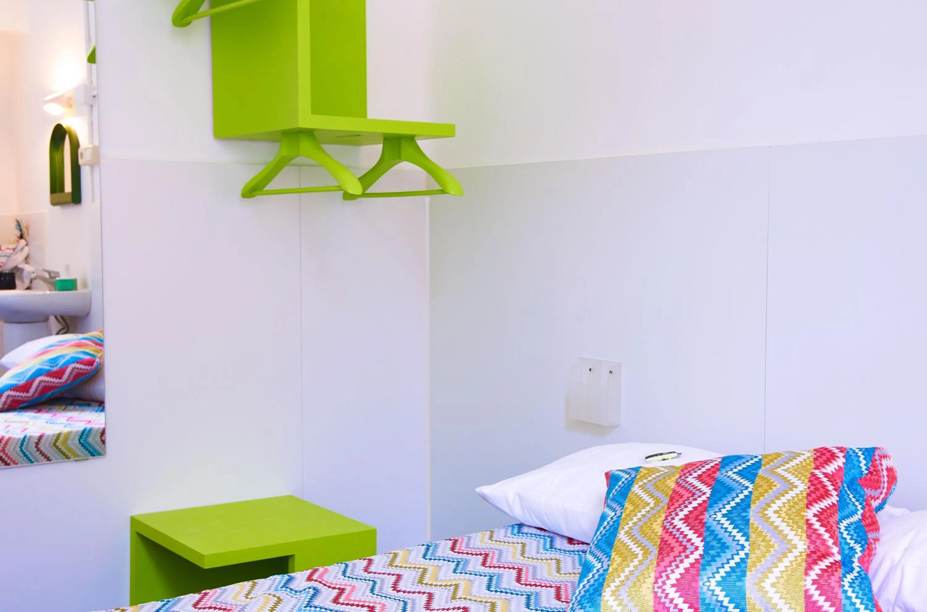 Decorative detail, Bed in Central and Basic Universitat for YOUNG HOSTEL