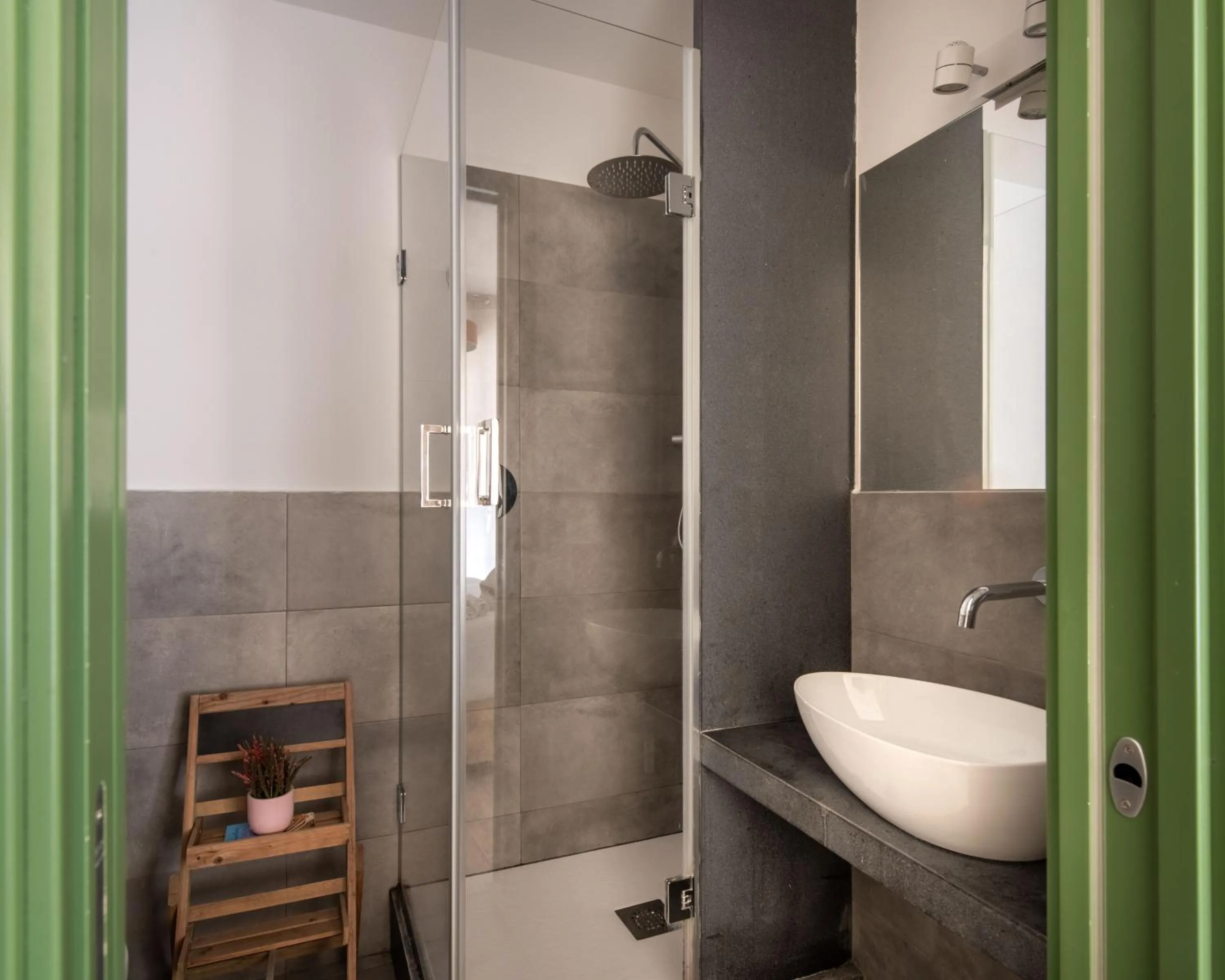 Shower in Pretoria Rooms