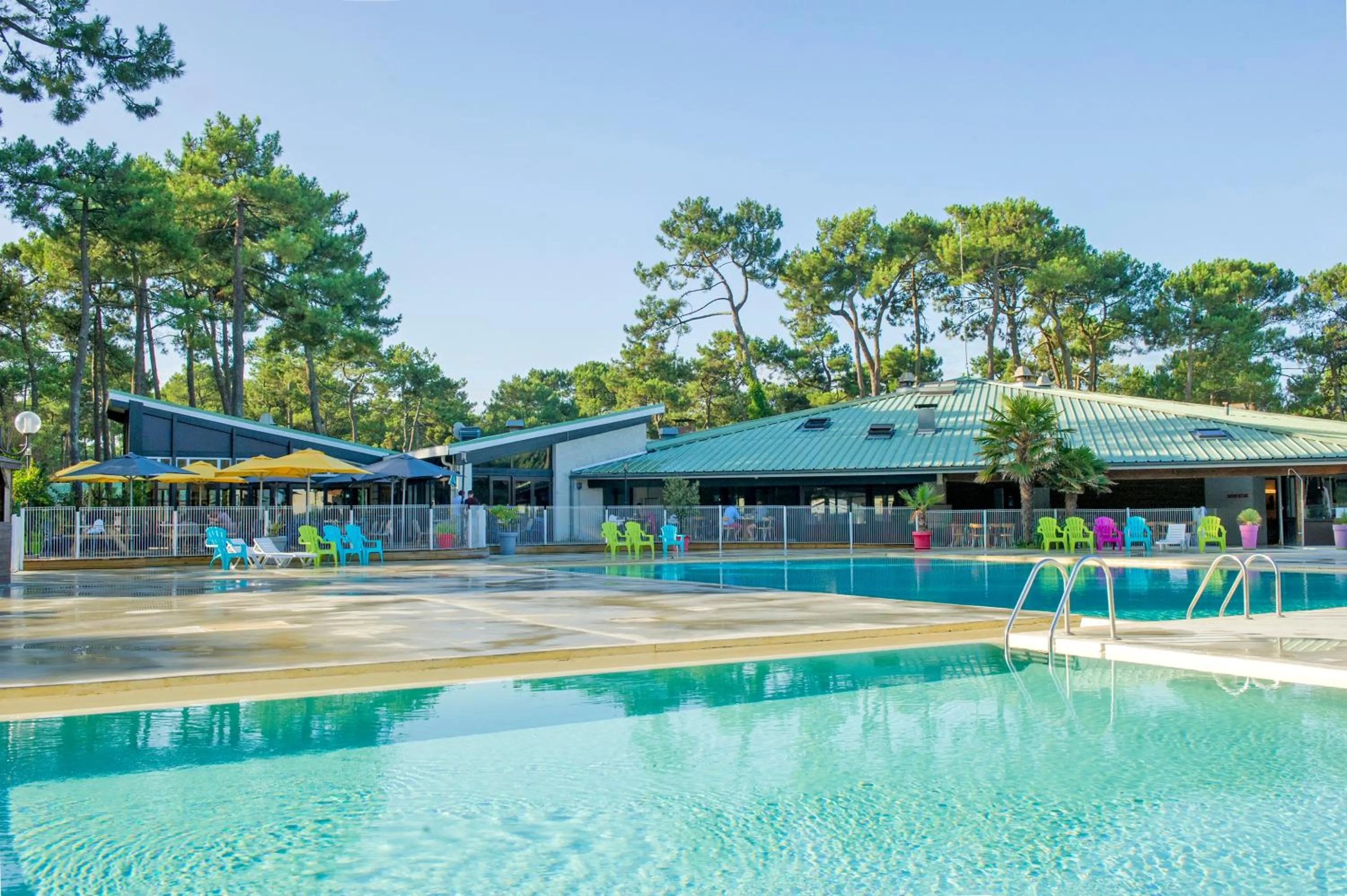 Swimming pool in VTF La Jaougue Soule