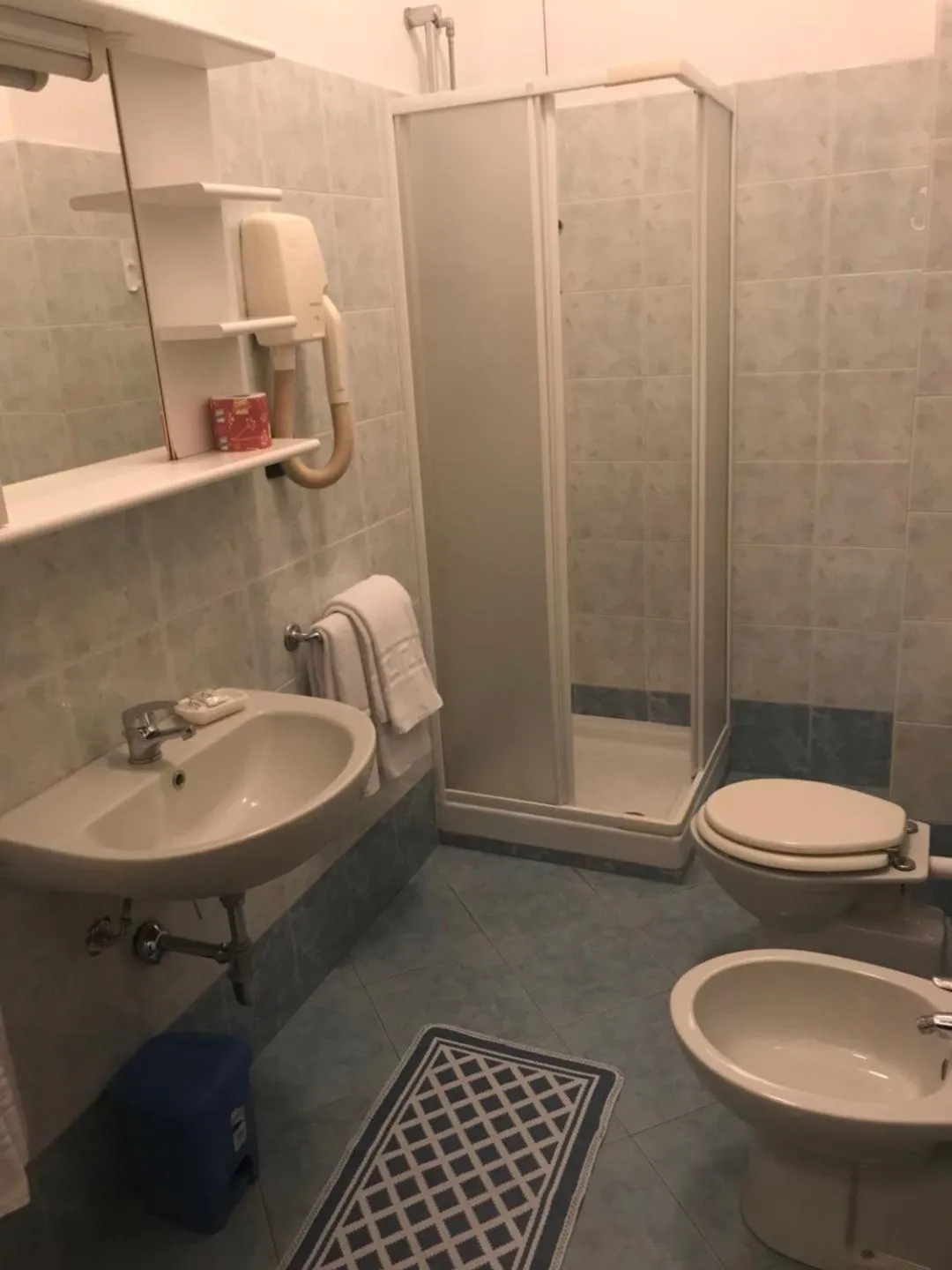 Shower in Hotel Cristallo