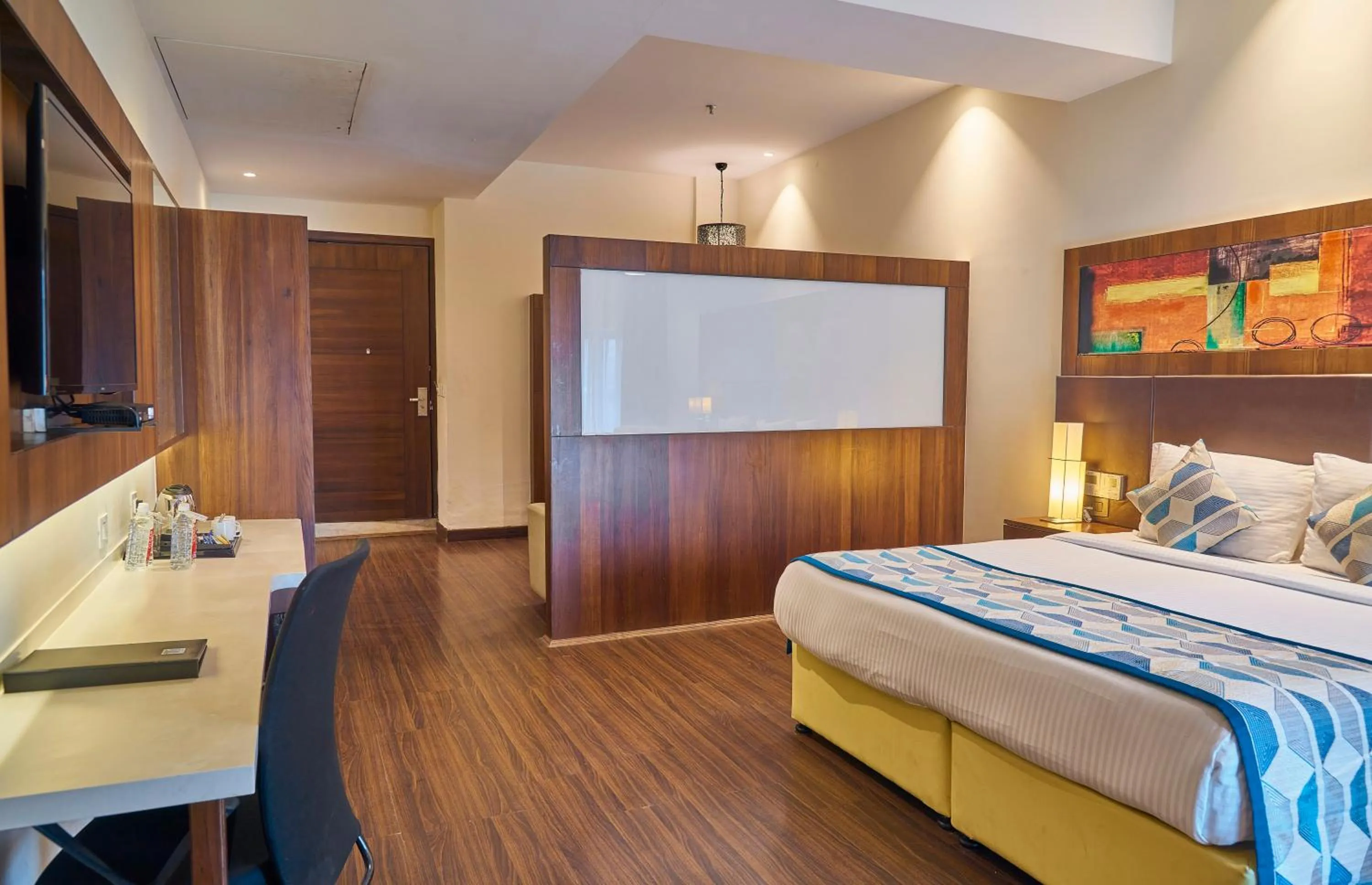 Bed in The P L Palace Agra