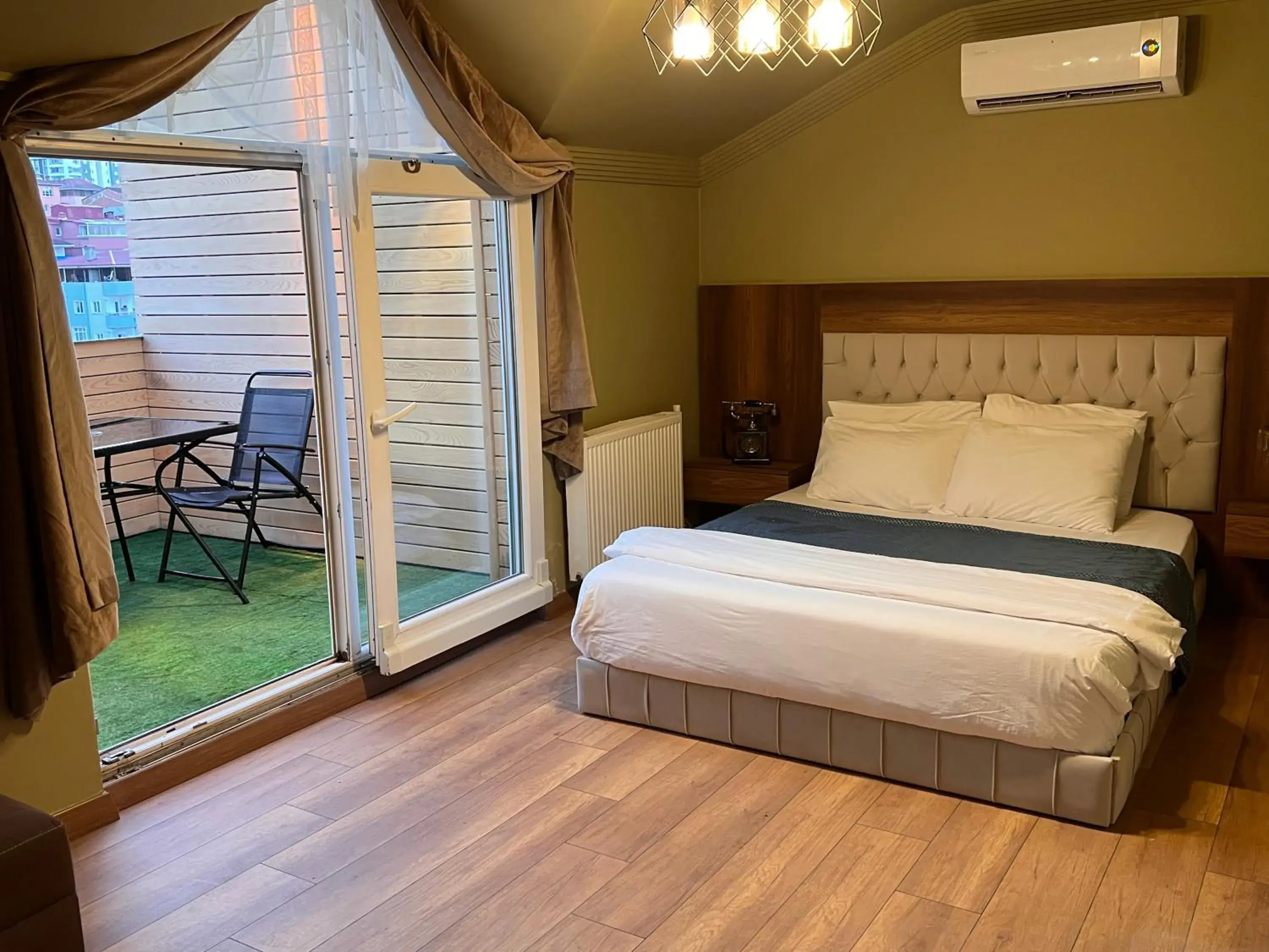 Triple Room with Terrace in REAL KiNG RESiDANCE Triple Room with Terrace in REAL KiNG RESiDANCE