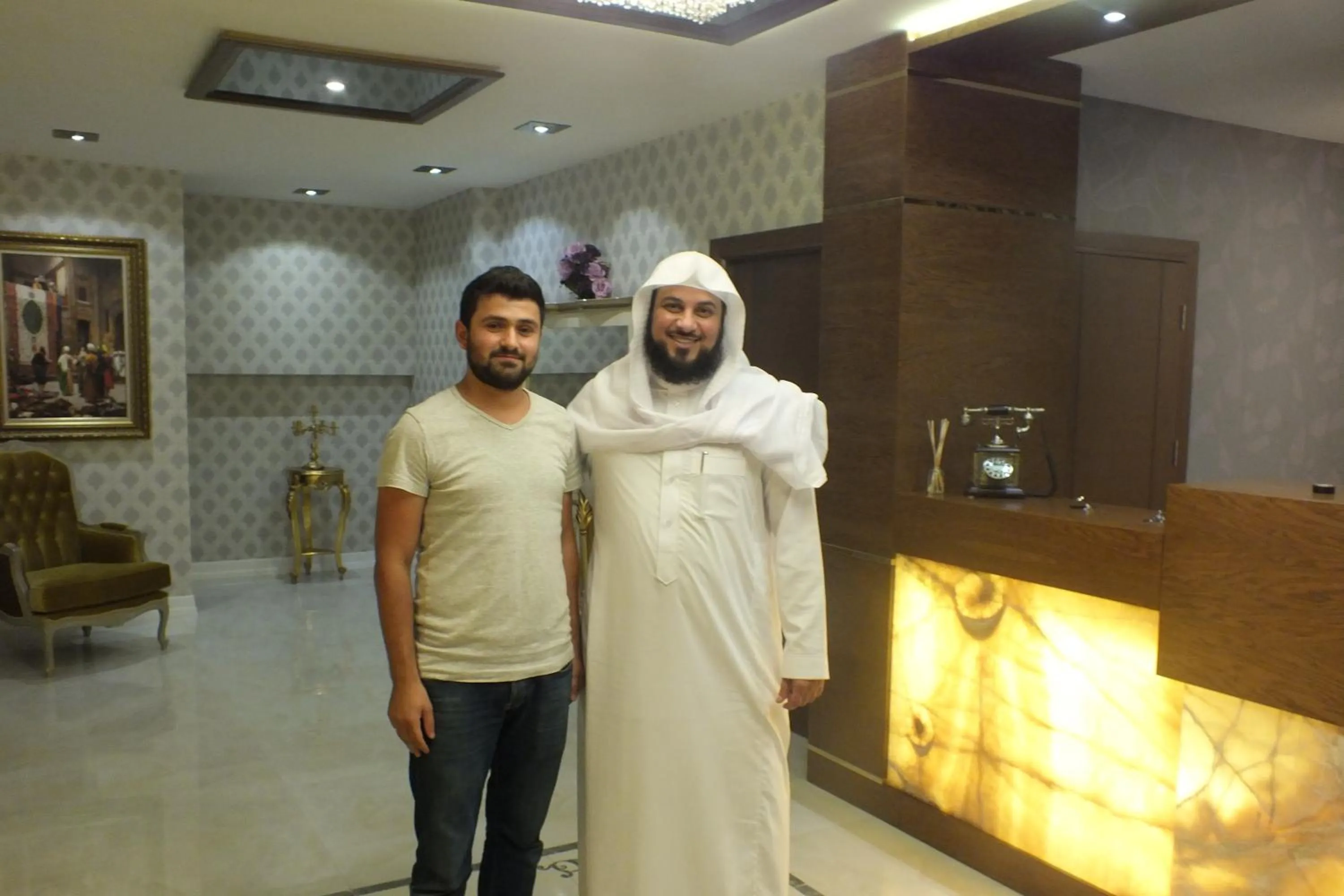 group of guests in REAL KiNG RESiDANCE