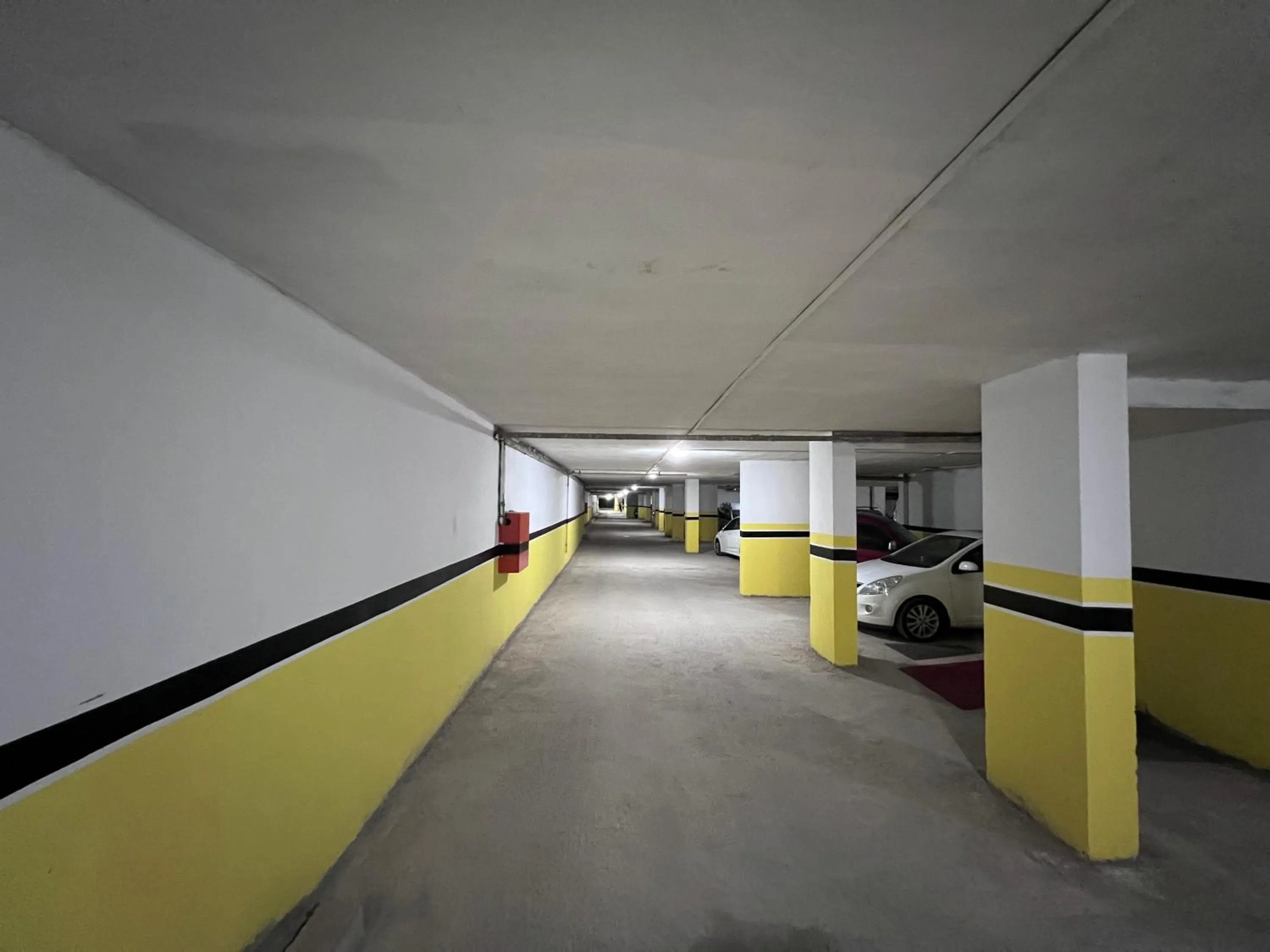 Parking in REAL KiNG RESiDANCE