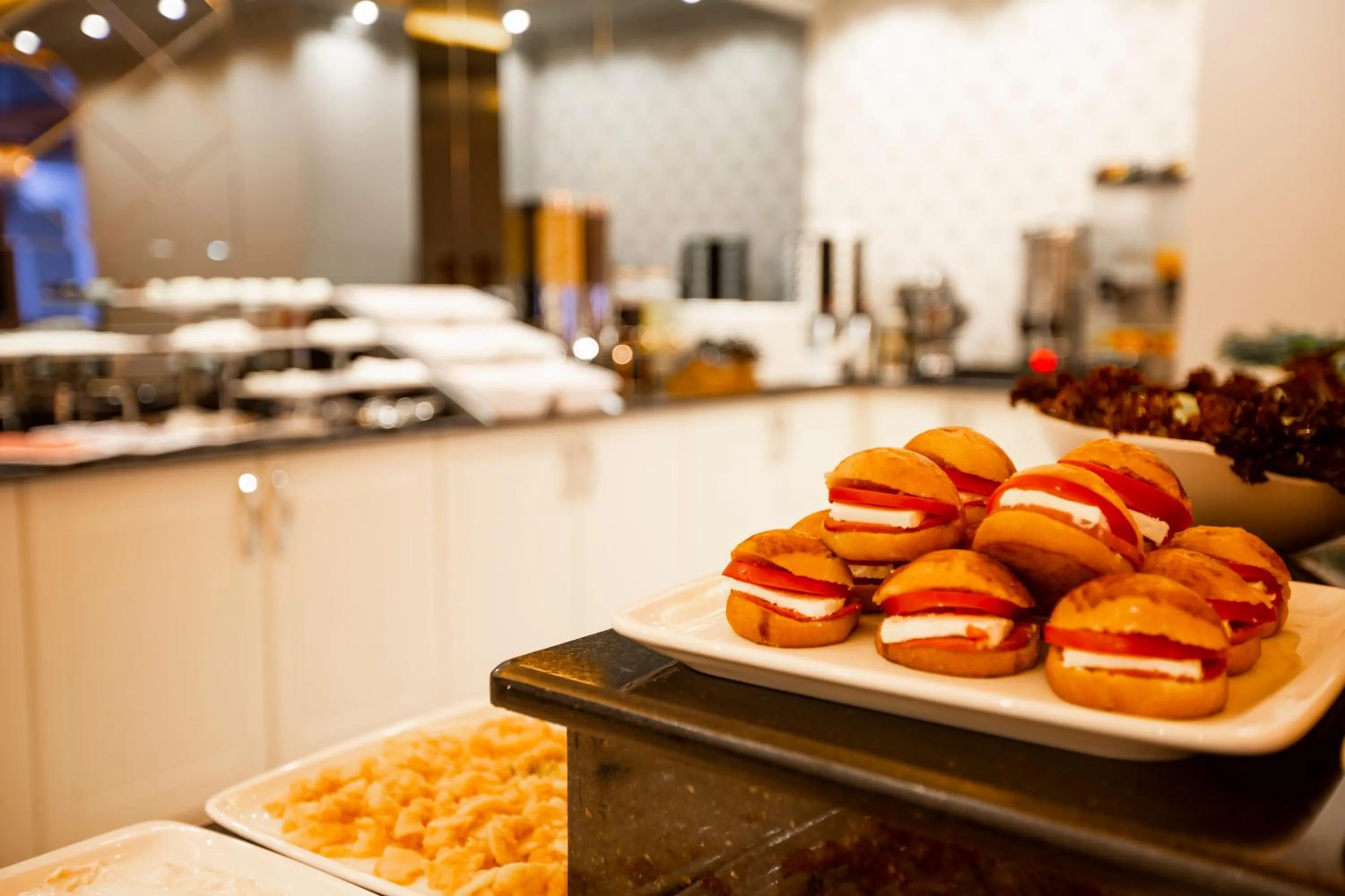 Buffet breakfast in REAL KiNG RESiDANCE