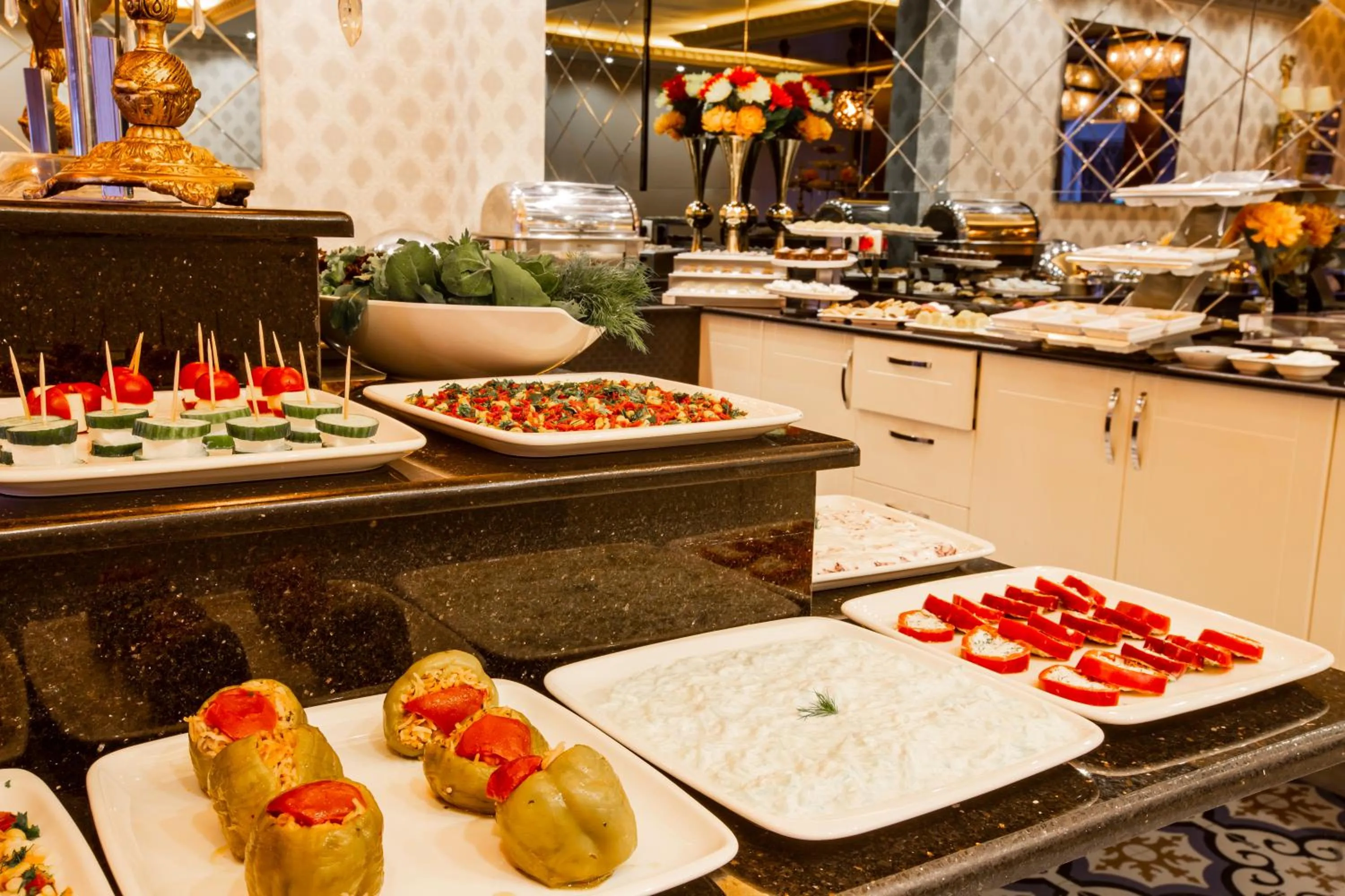 Buffet breakfast in REAL KiNG RESiDANCE