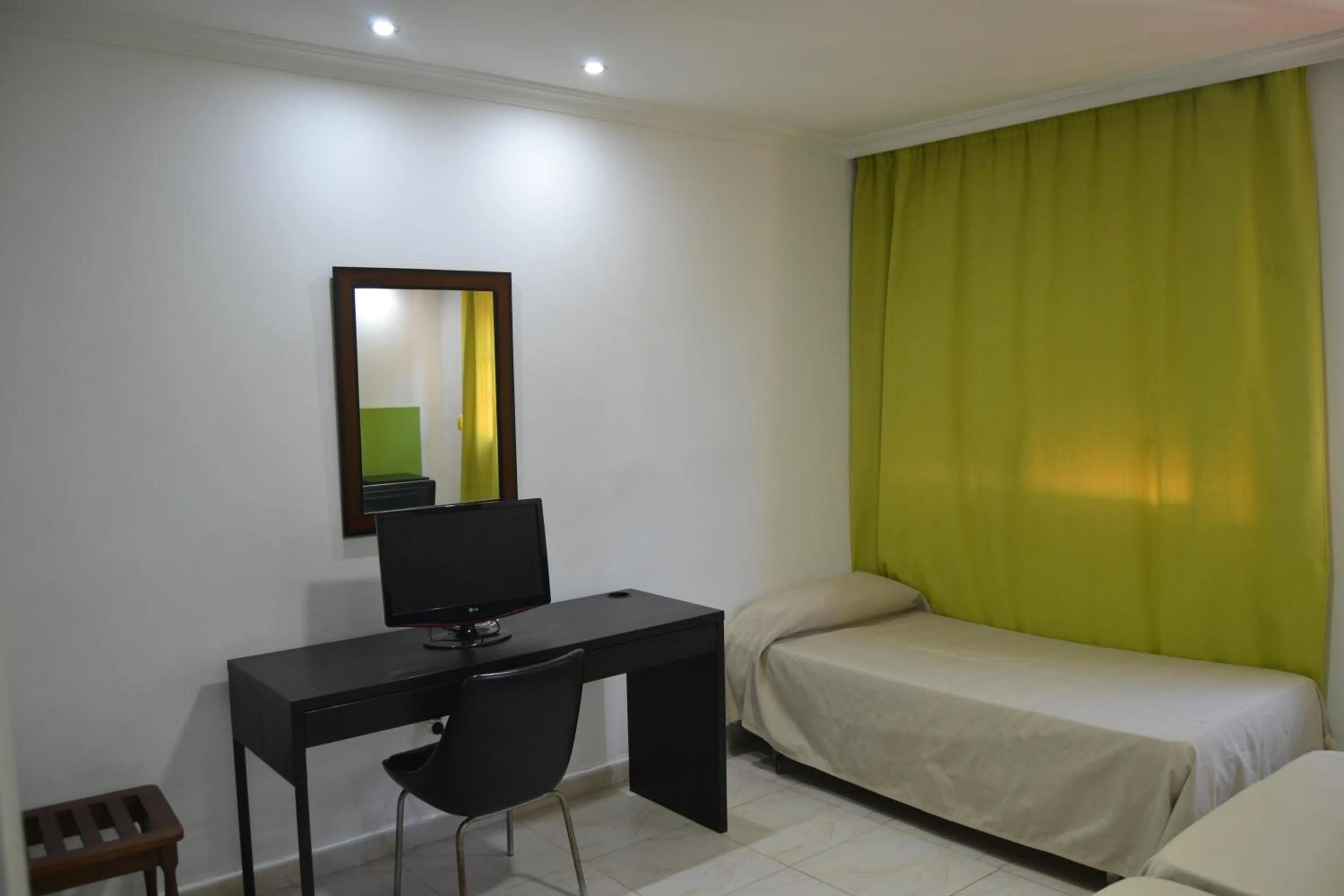 Bed in Hotel Miramar