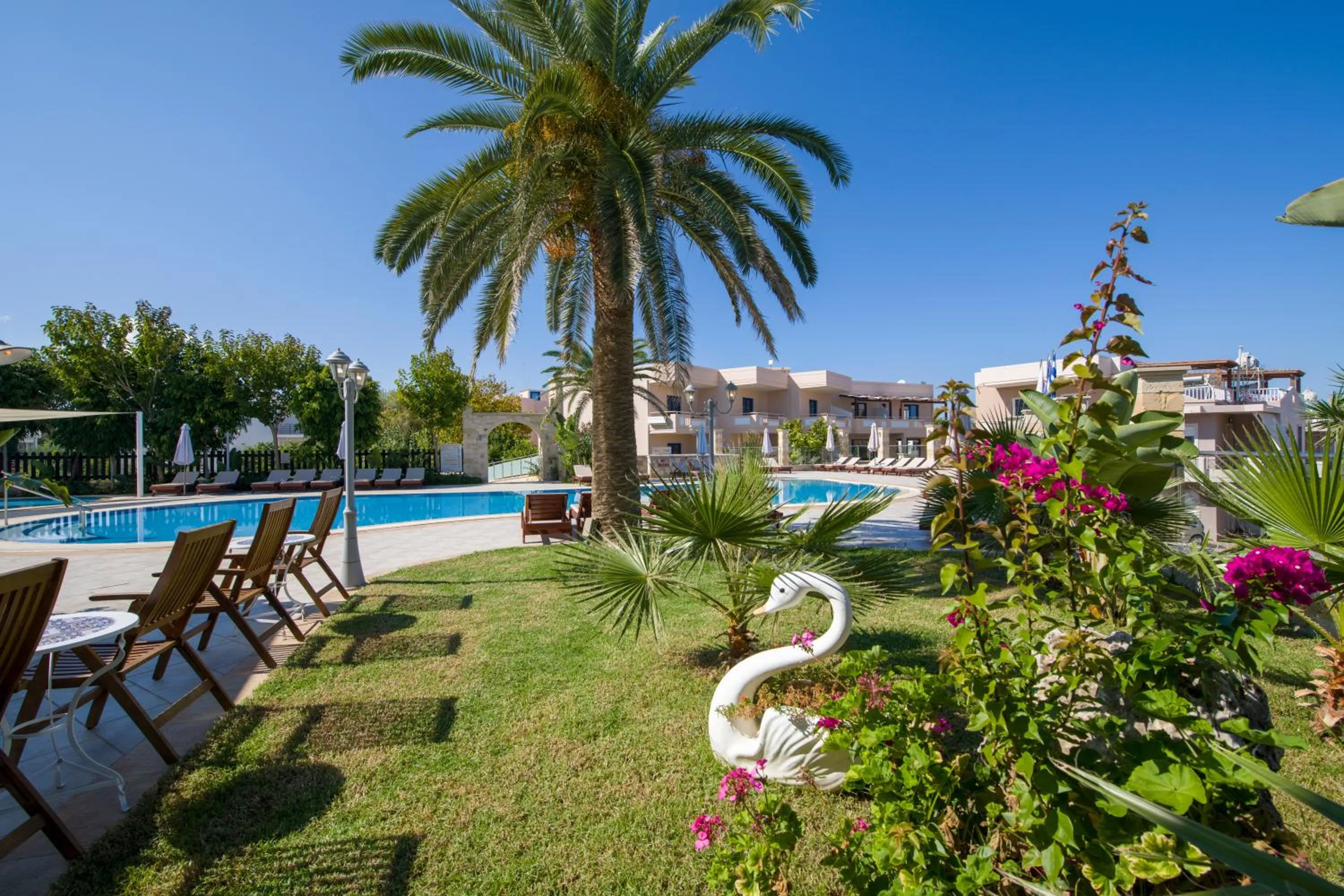 Garden in Isida Hotel Agia Marina