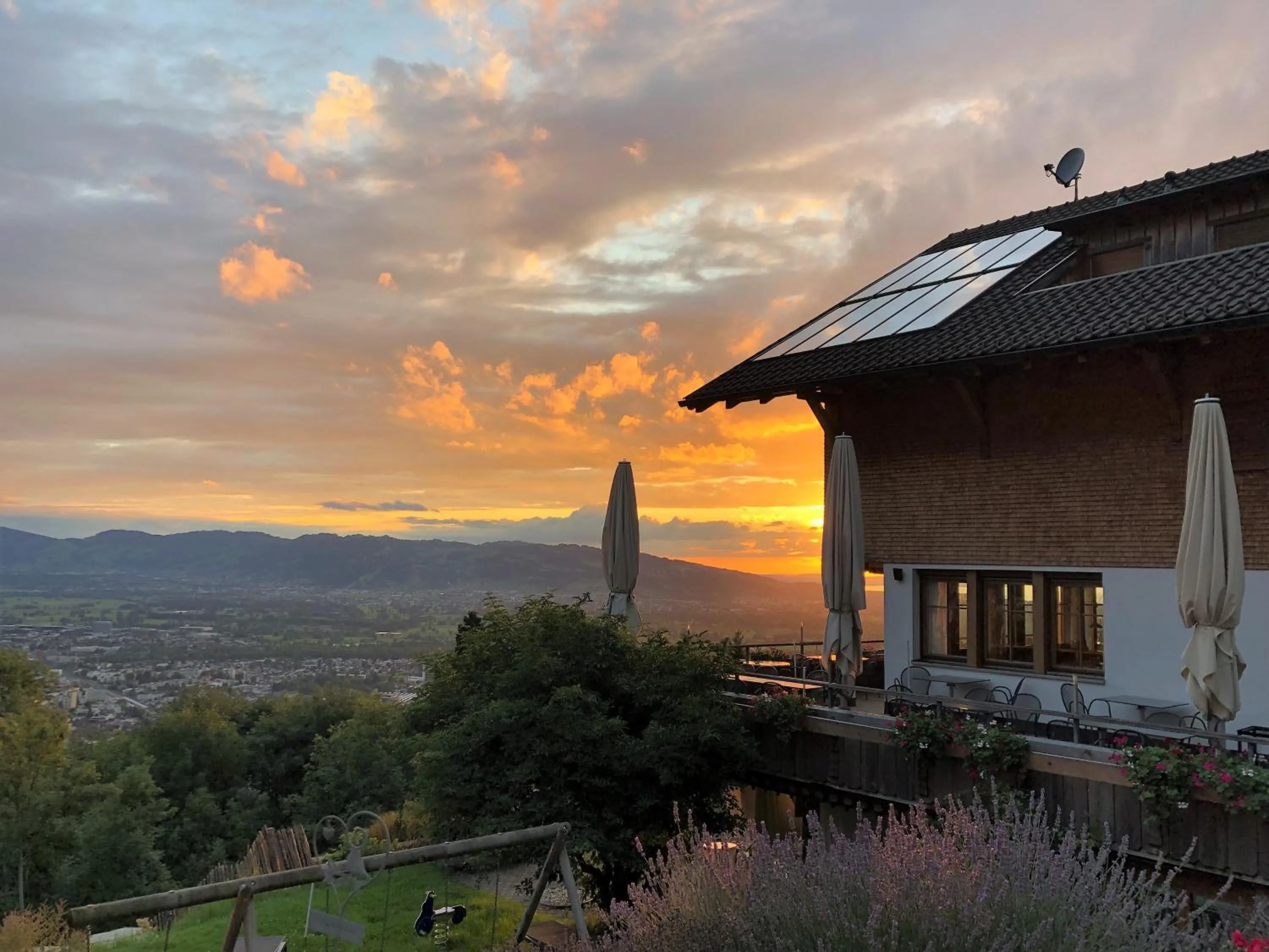 Restaurant/places to eat in Hotel Dreiländerblick Dornbirn