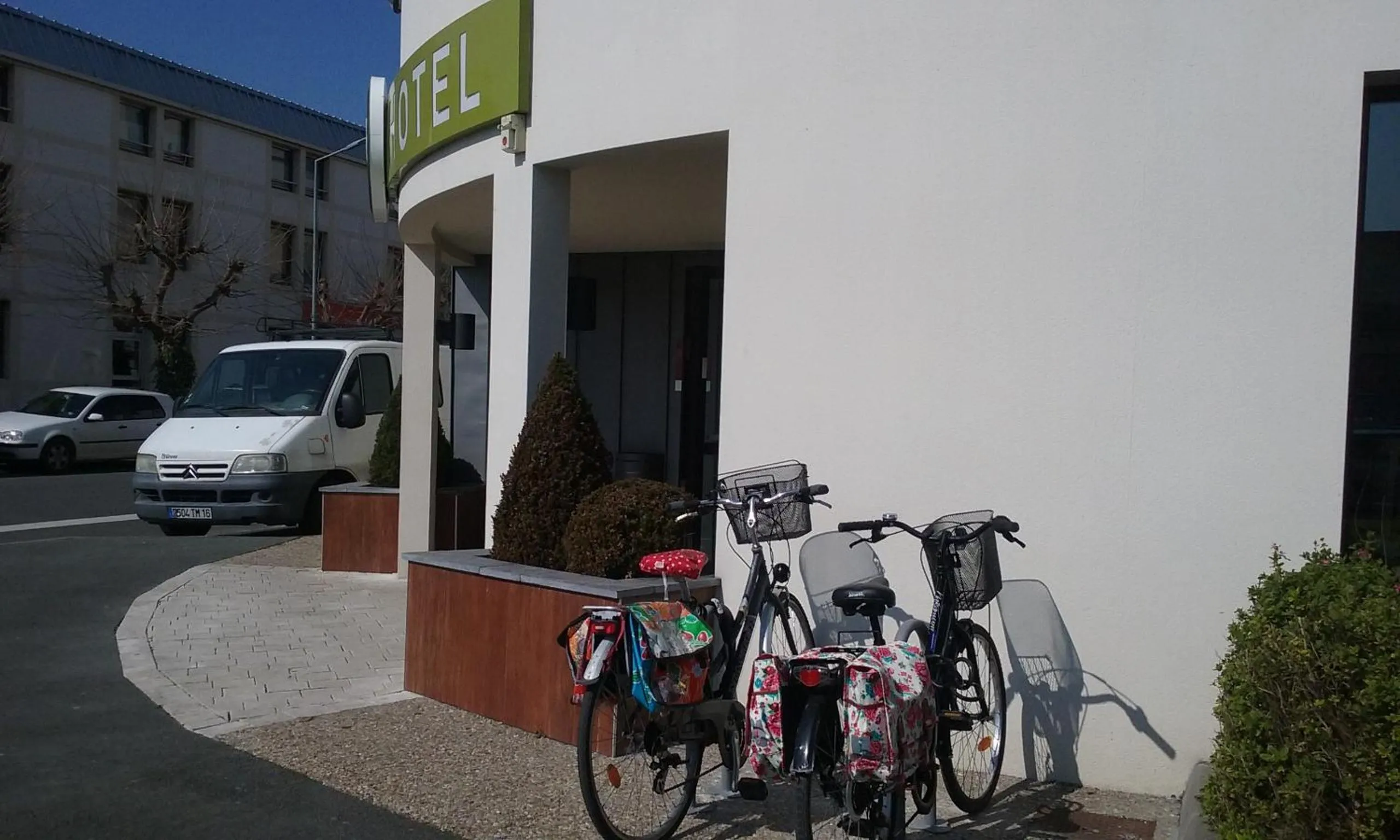 Cycling in B&B HOTEL La Rochelle Centre