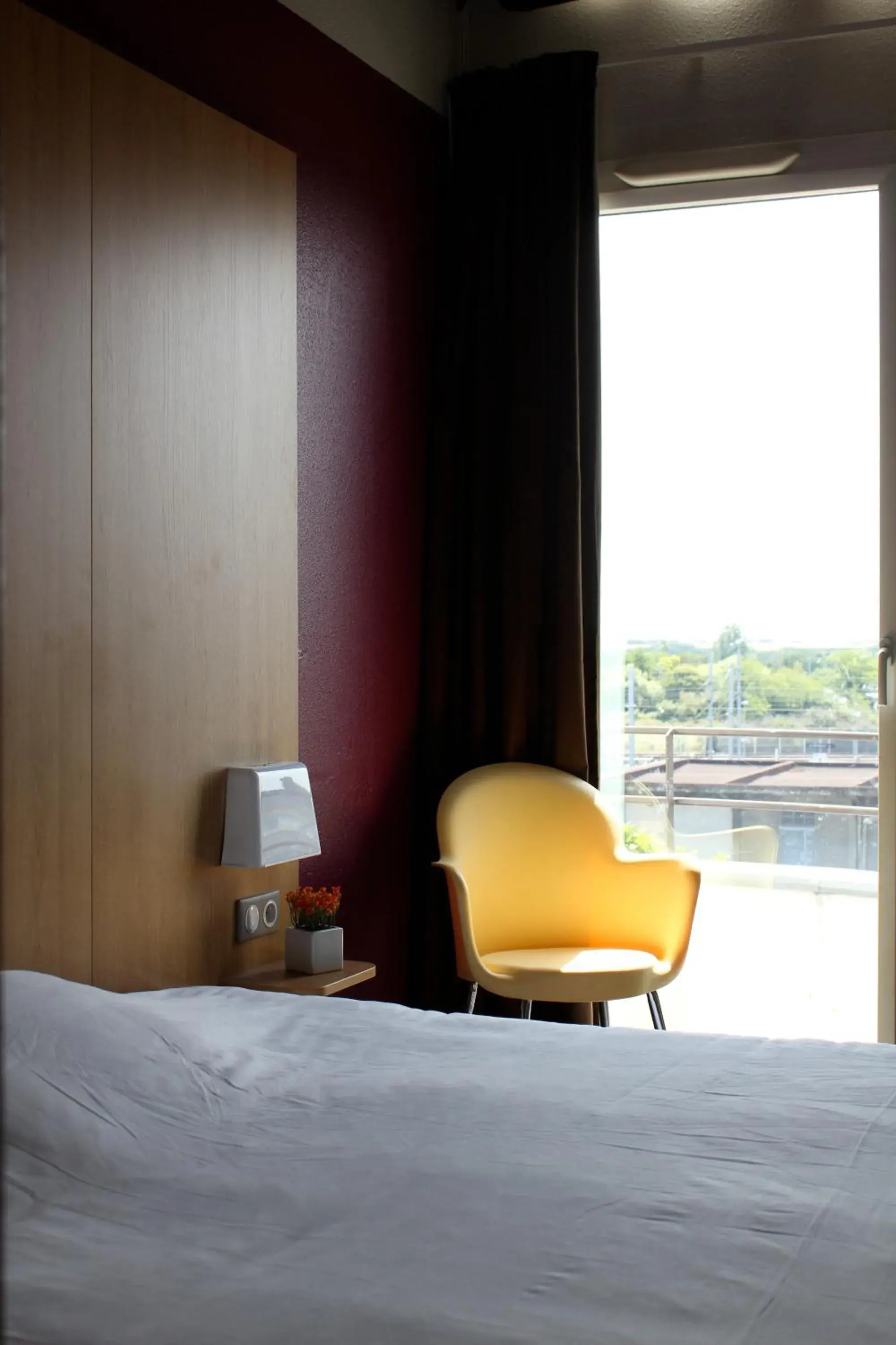 Photo of the whole room, Bed in B&B HOTEL La Rochelle Centre Photo of the whole room, Bed in B&B HOTEL La Rochelle Centre