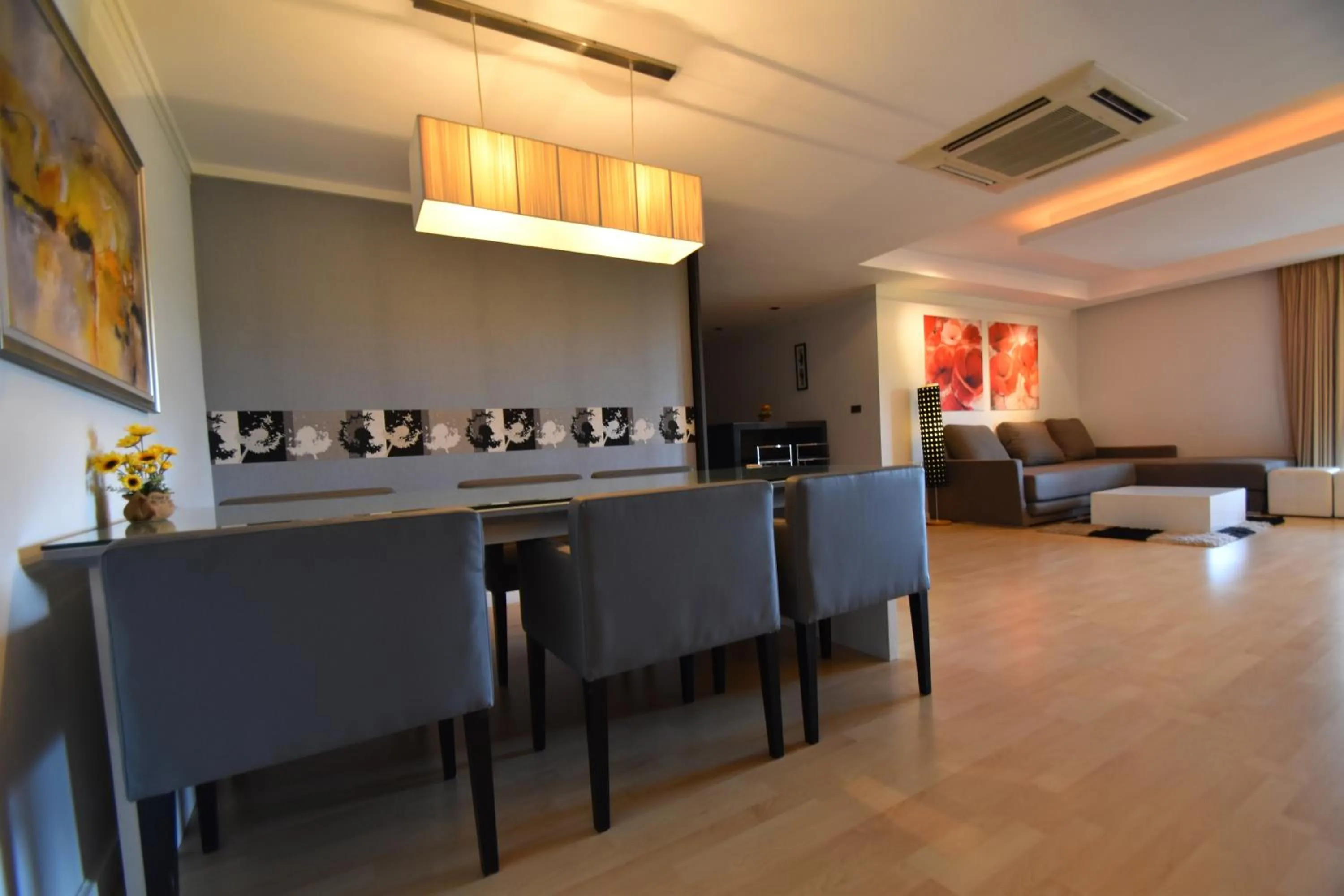 Photo of the whole room in View Talay Residence 6 Wongamat Beach