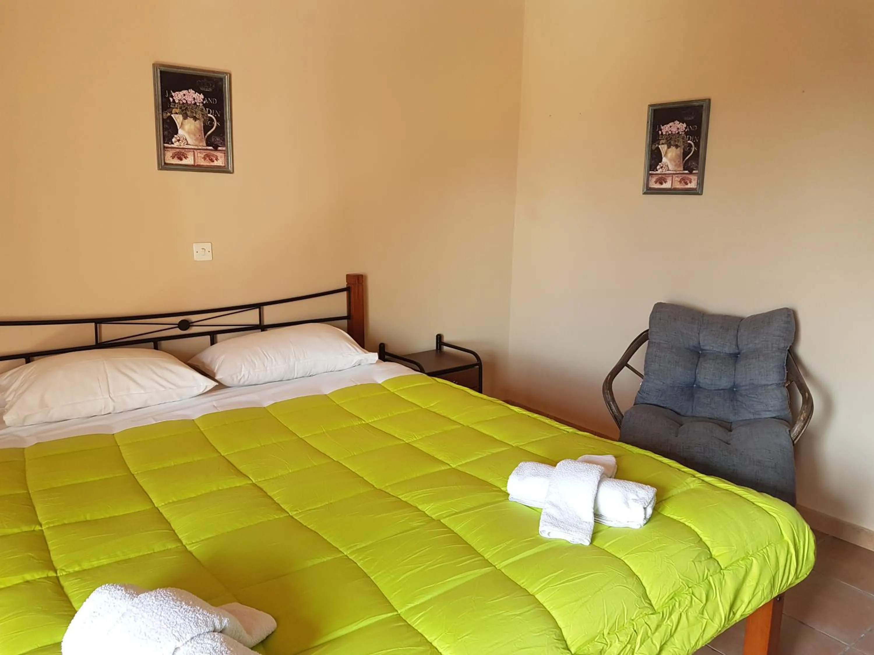 Photo of the whole room, Bed in CorfuGrace