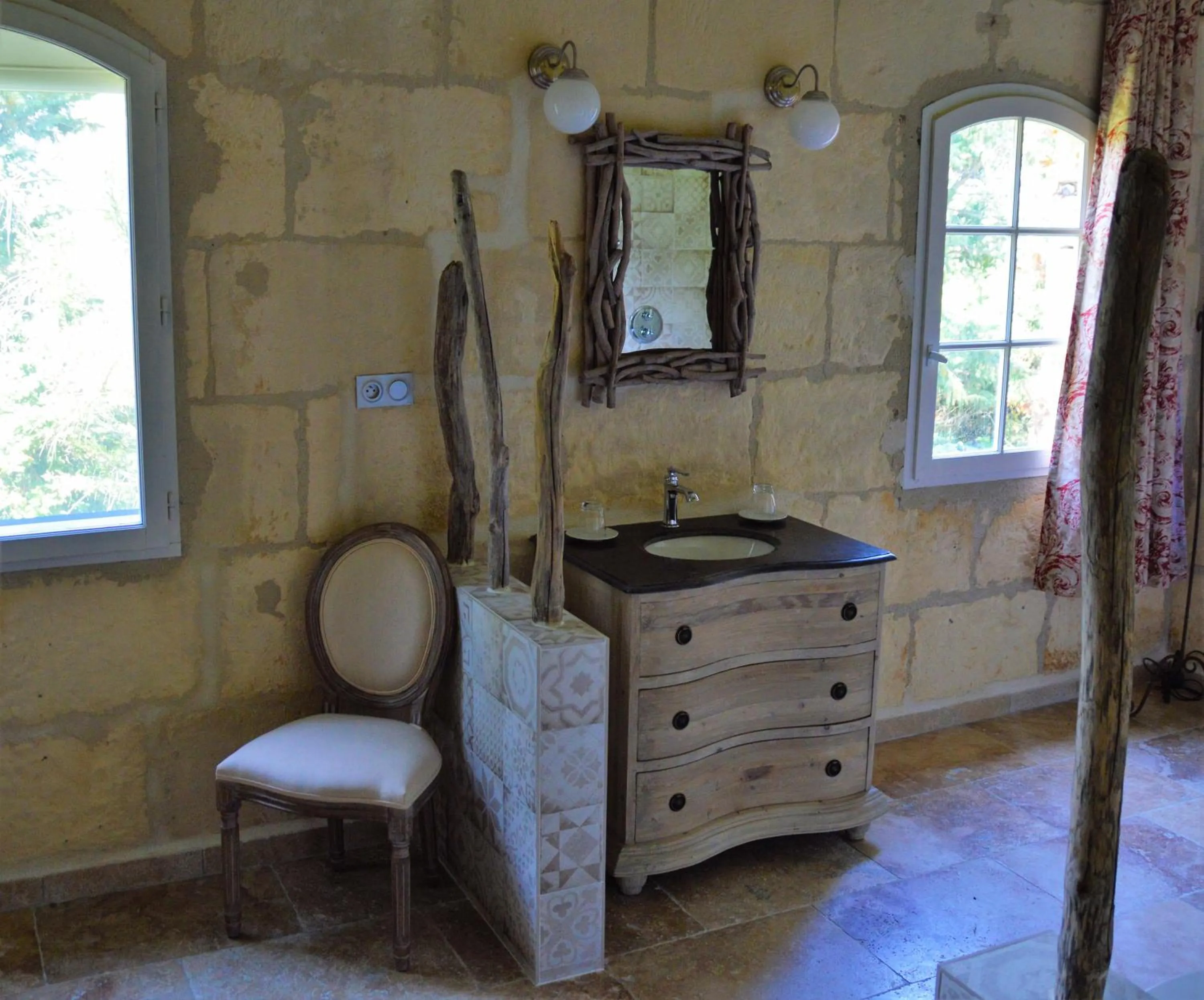 Bathroom in Mas Petit Prince