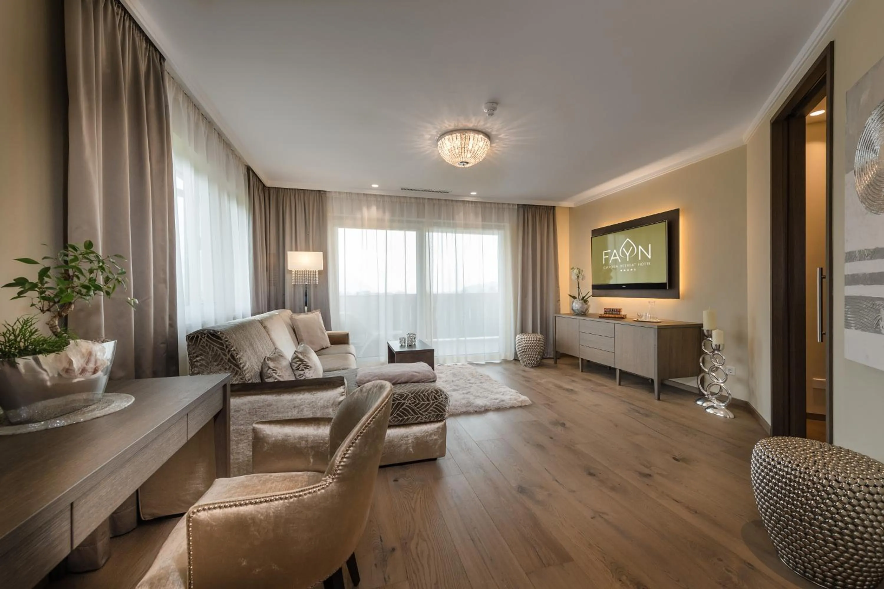 Living room in FAYN garden retreat hotel