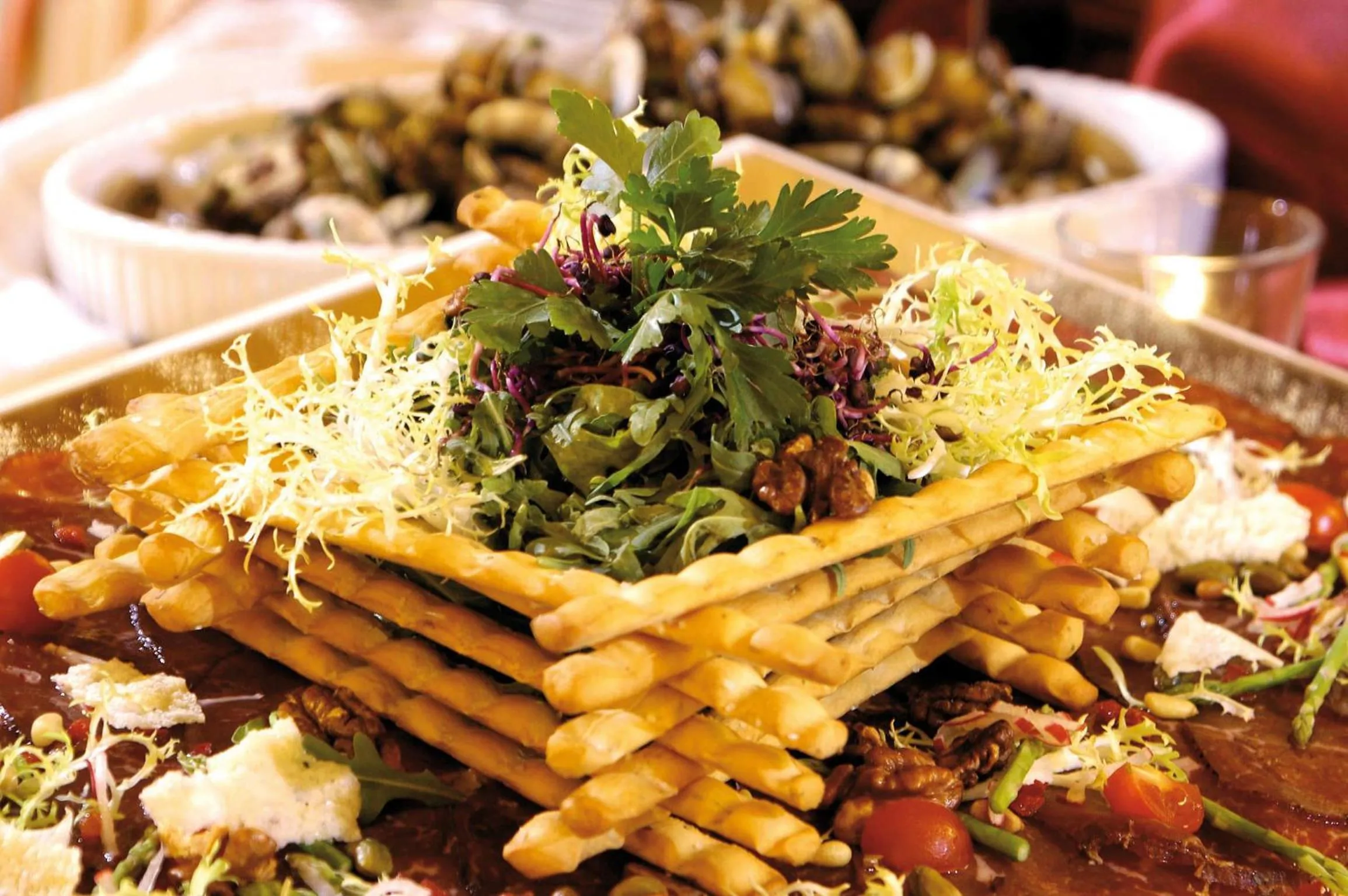 Restaurant/places to eat in FAYN garden retreat hotel