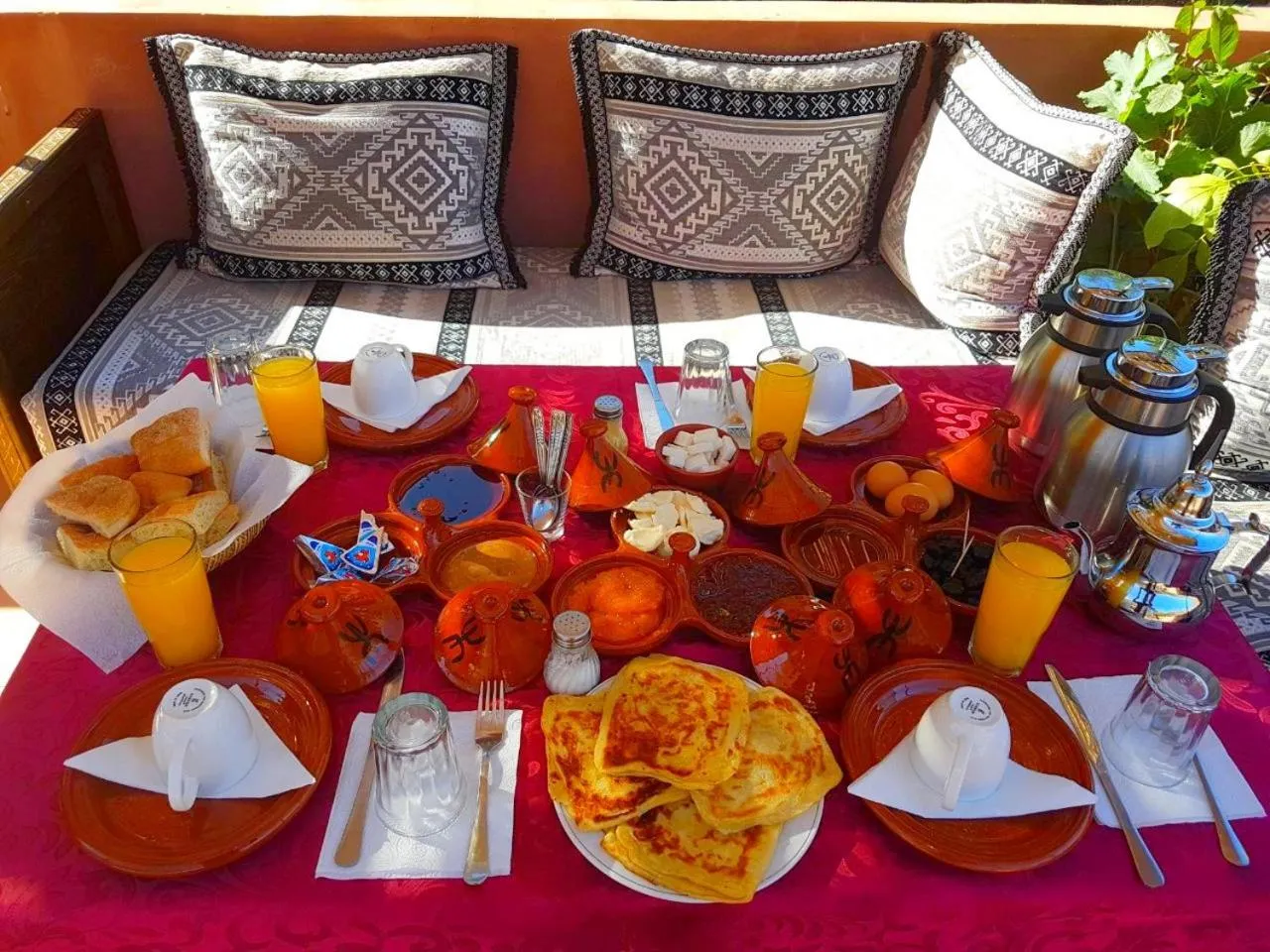 Property building in Atlas Imoula