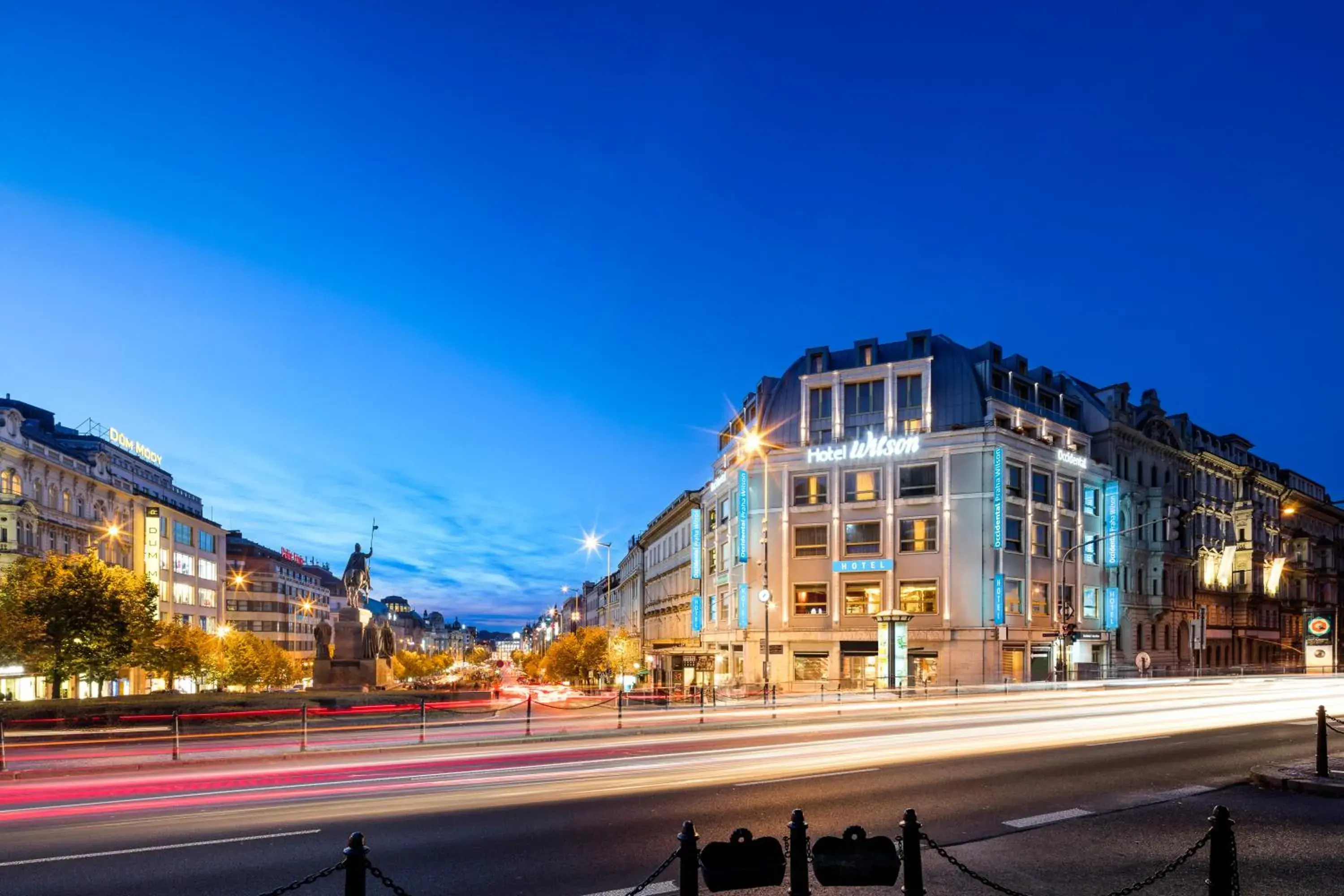 Property building in Occidental Praha Wilson Property building in Occidental Praha Wilson