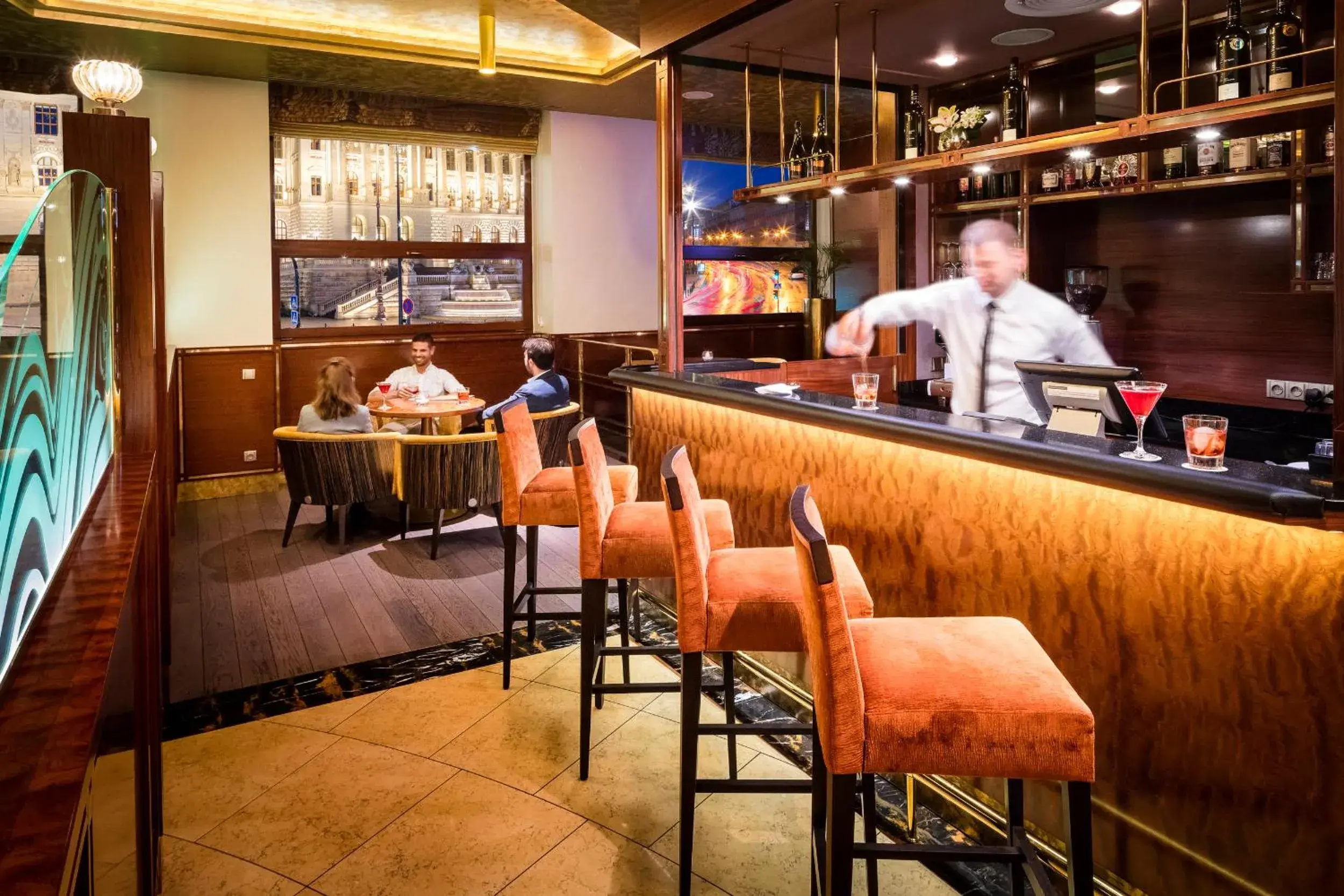 Lounge or bar in Occidental Praha Wilson Lounge or bar in Occidental Praha Wilson